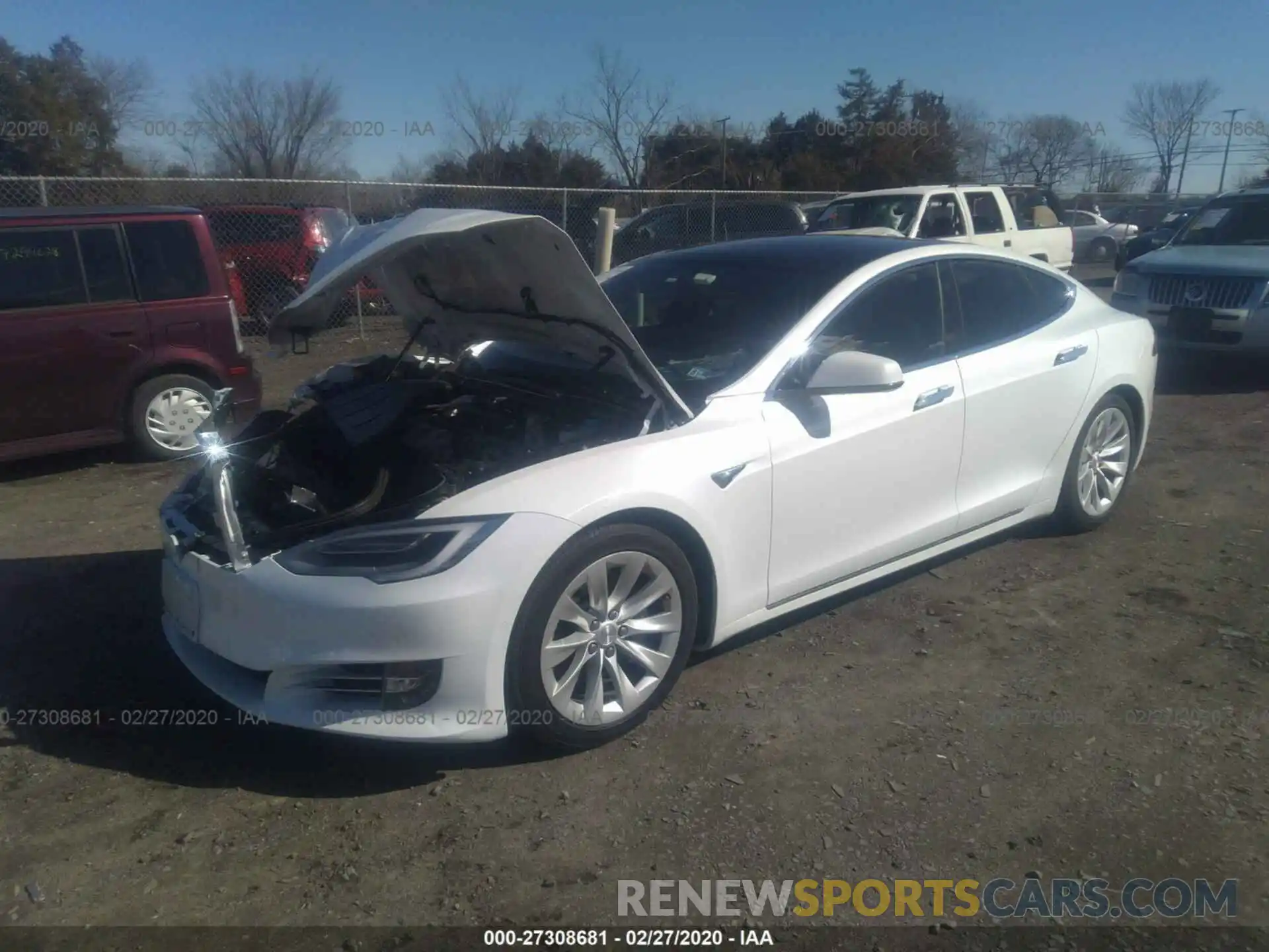 2 Photograph of a damaged car 5YJSA1E26KF337170 TESLA MODEL S 2019