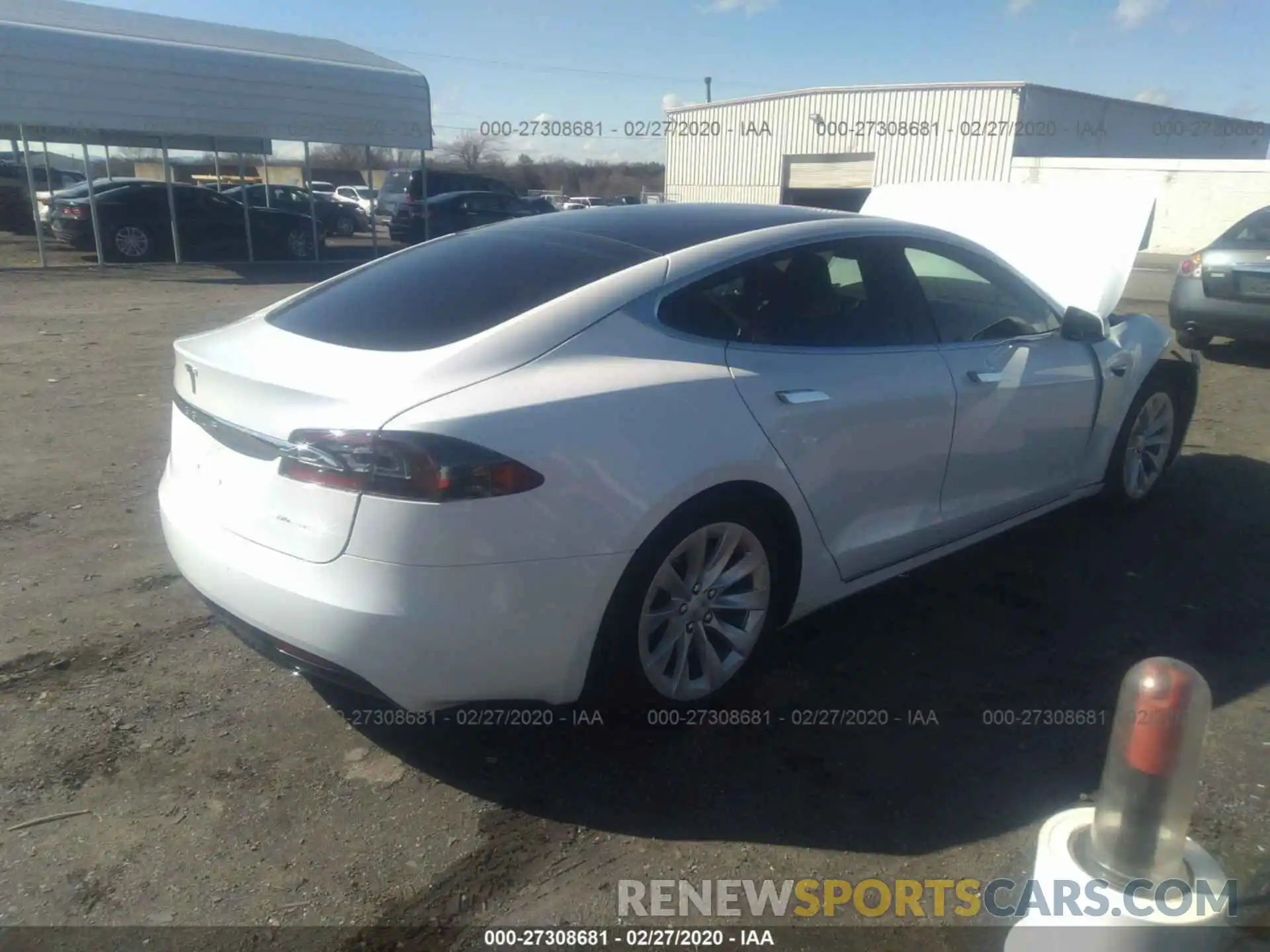 4 Photograph of a damaged car 5YJSA1E26KF337170 TESLA MODEL S 2019