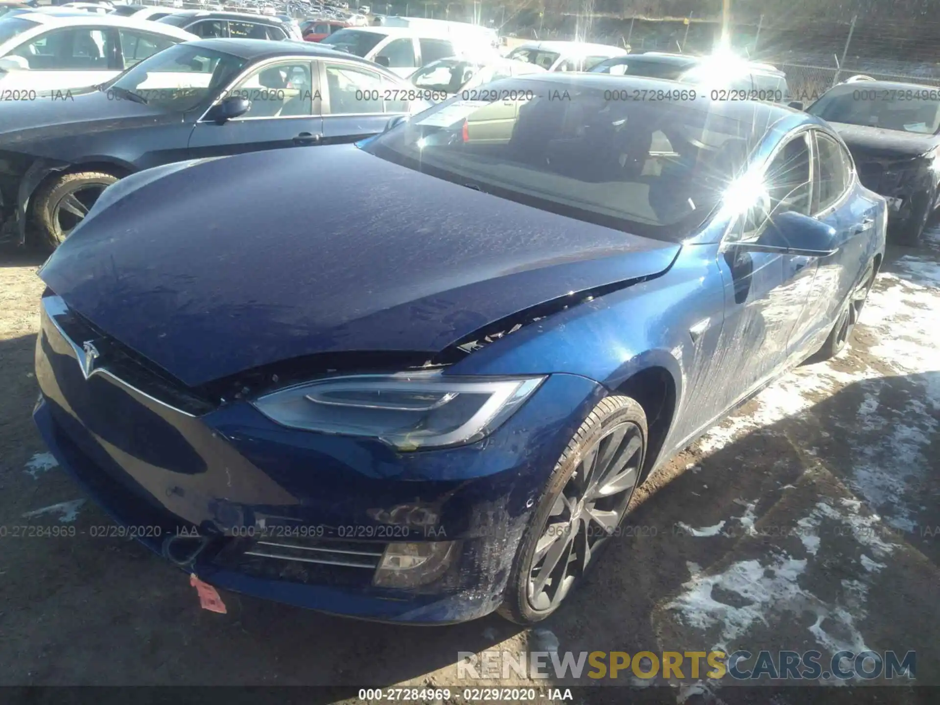 2 Photograph of a damaged car 5YJSA1E26KF339520 TESLA MODEL S 2019