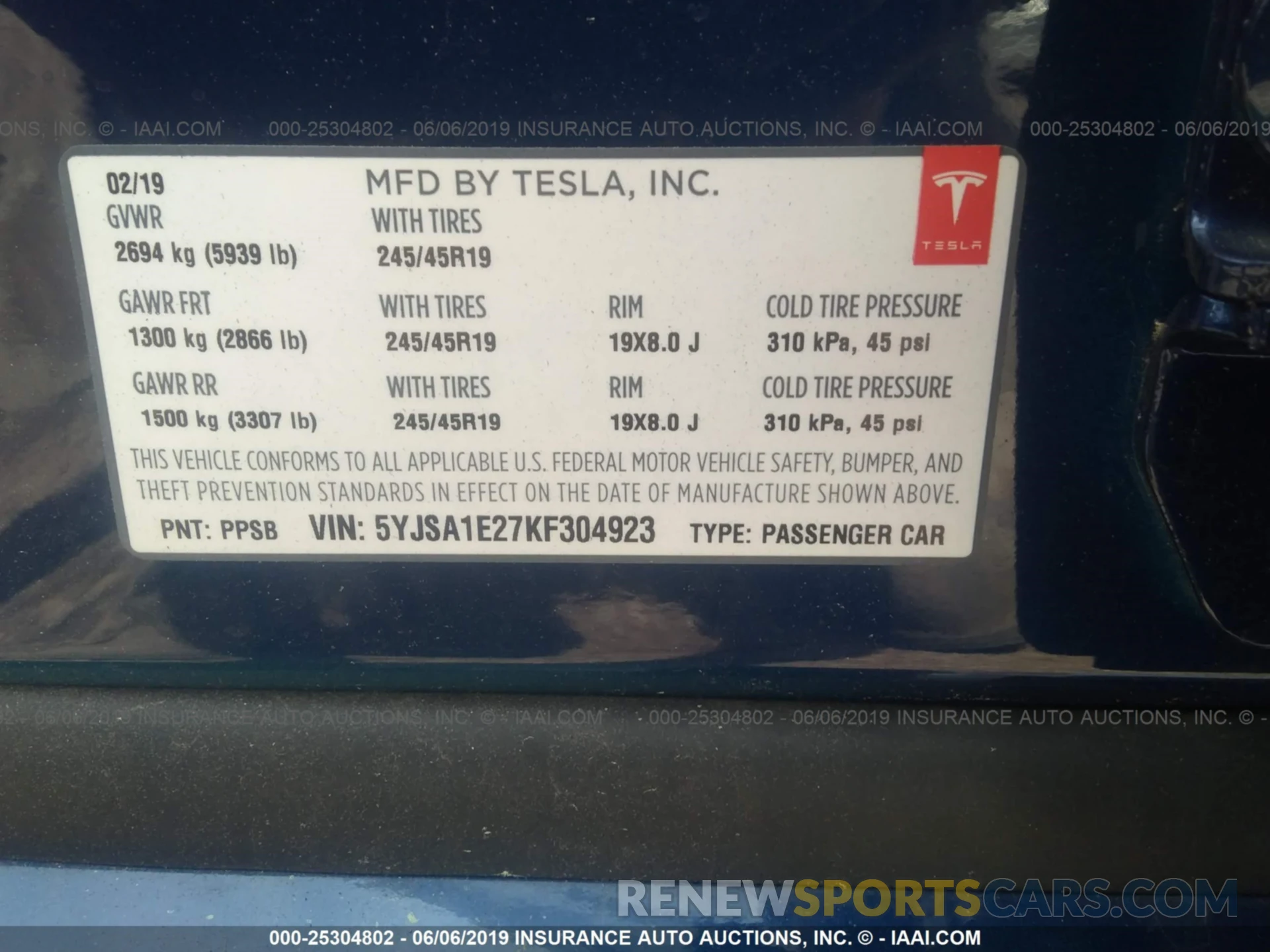 9 Photograph of a damaged car 5YJSA1E27KF304923 TESLA MODEL S 2019