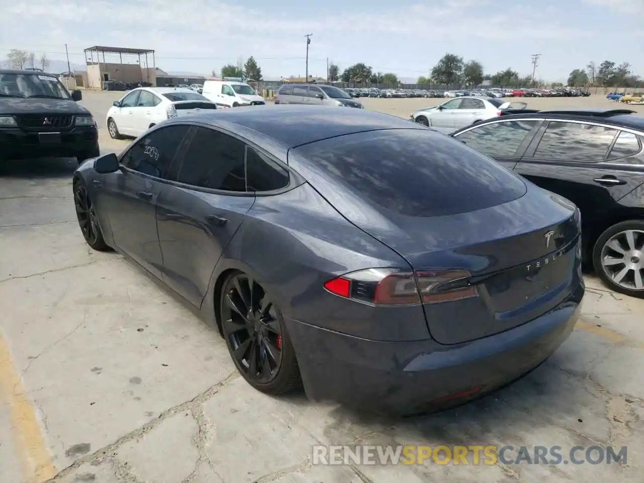 3 Фотография поврежденного автомобиля 5YJSA1E27KF305778 TESLA MODEL S 2019