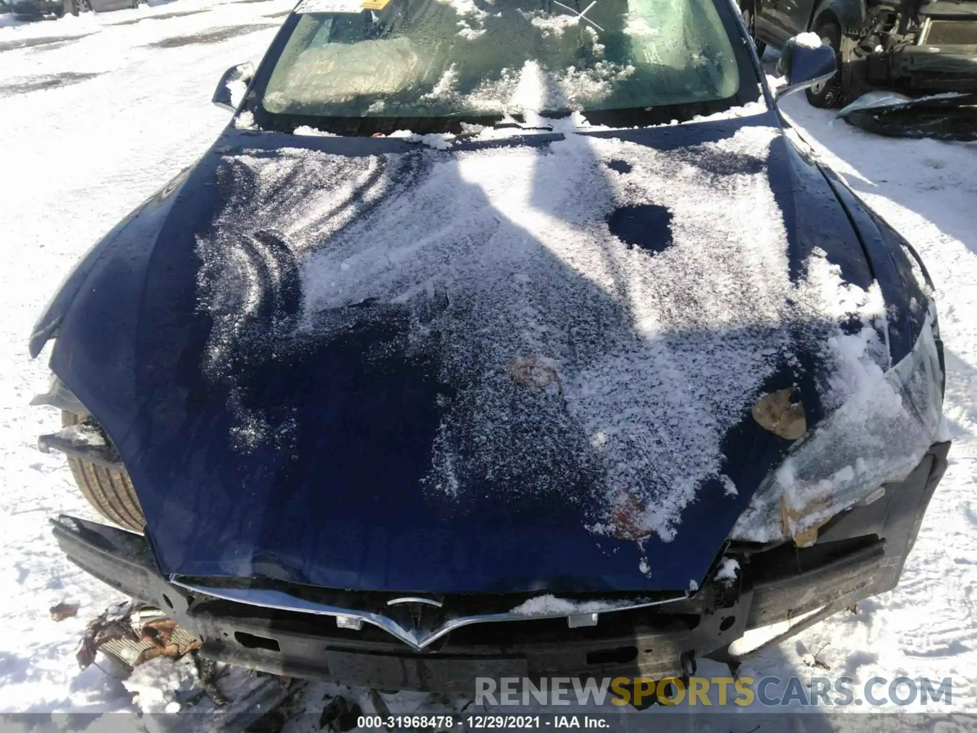 10 Photograph of a damaged car 5YJSA1E27KF307286 TESLA MODEL S 2019