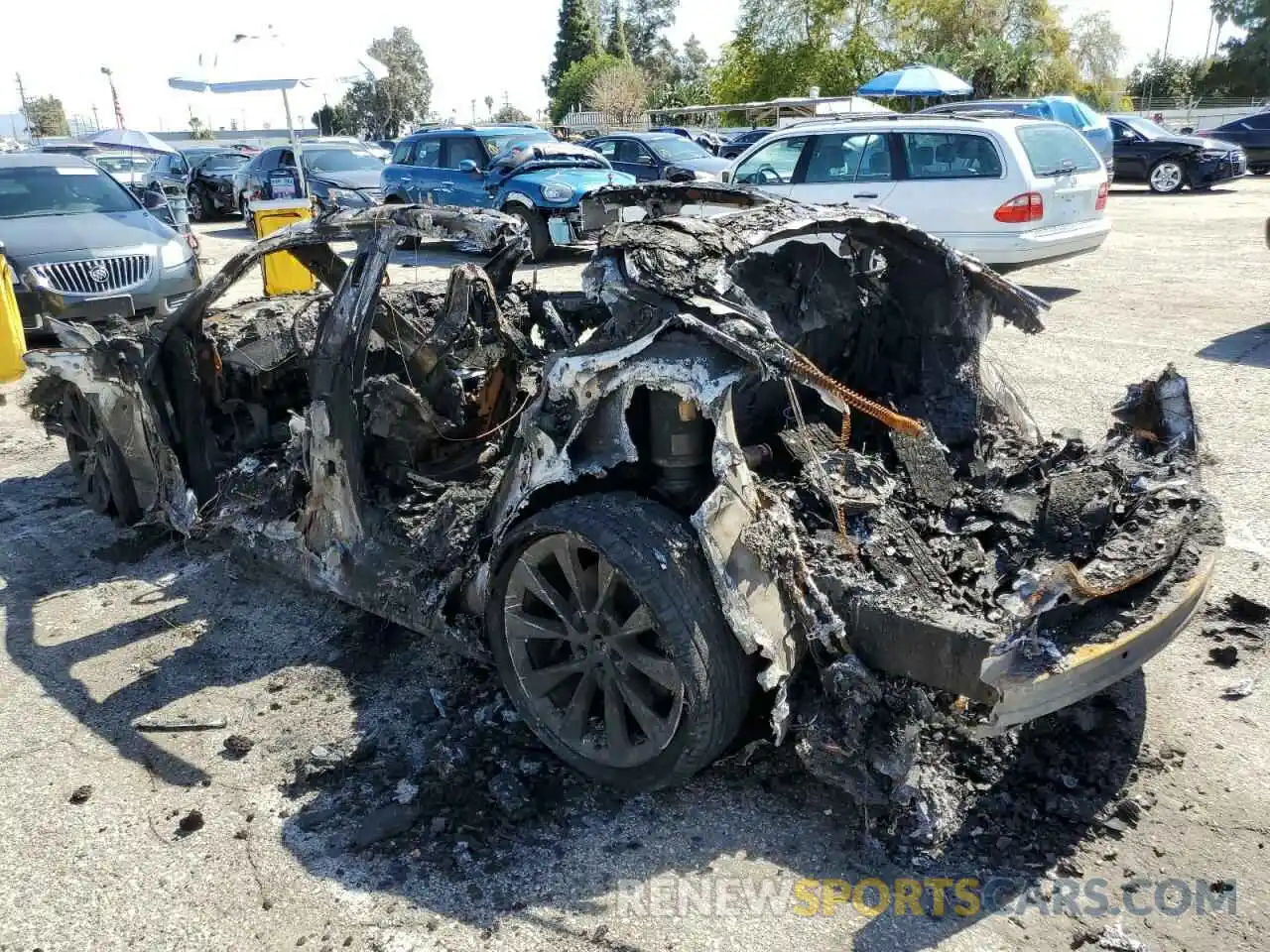 2 Photograph of a damaged car 5YJSA1E27KF313699 TESLA MODEL S 2019