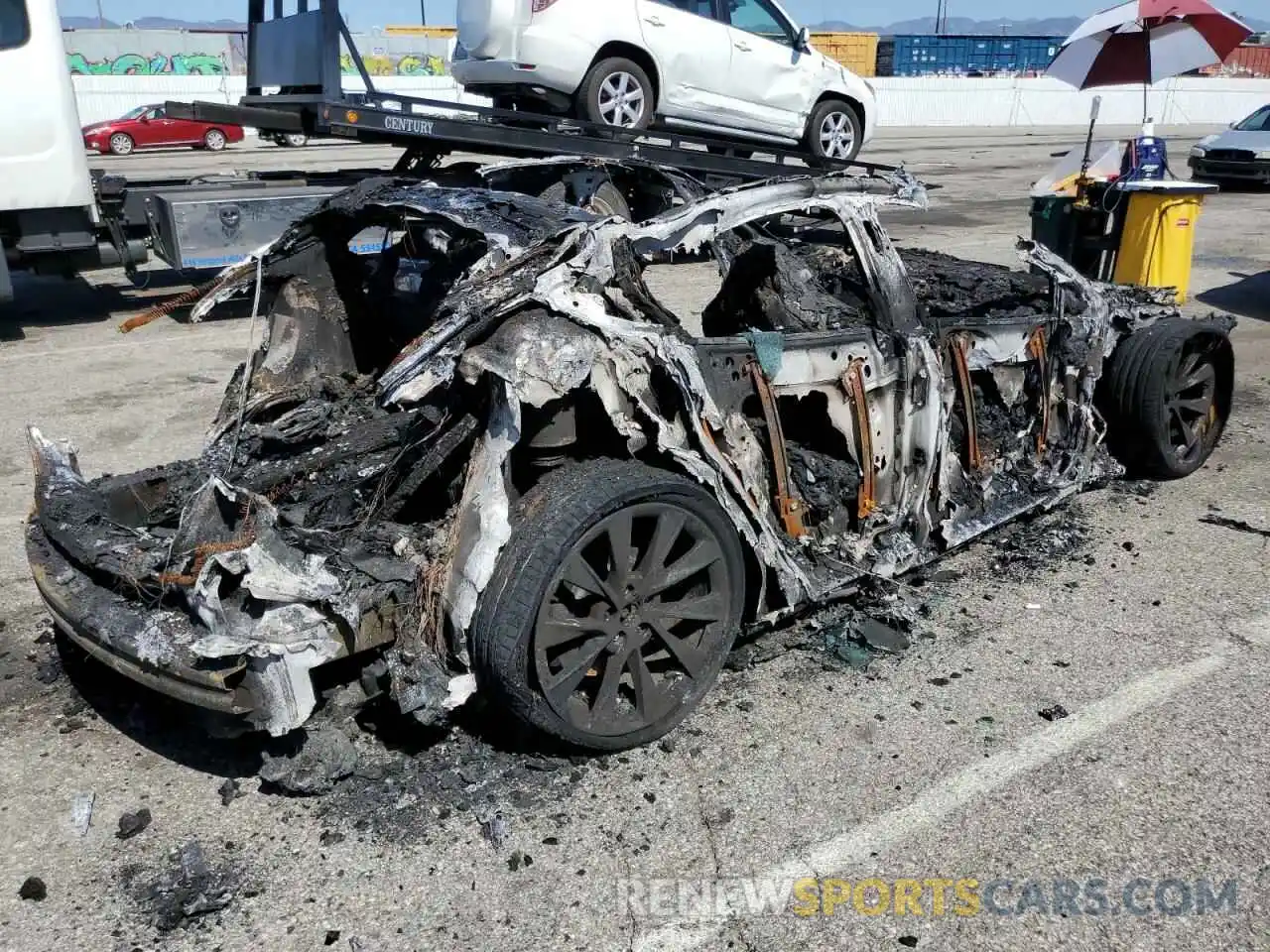 3 Photograph of a damaged car 5YJSA1E27KF313699 TESLA MODEL S 2019