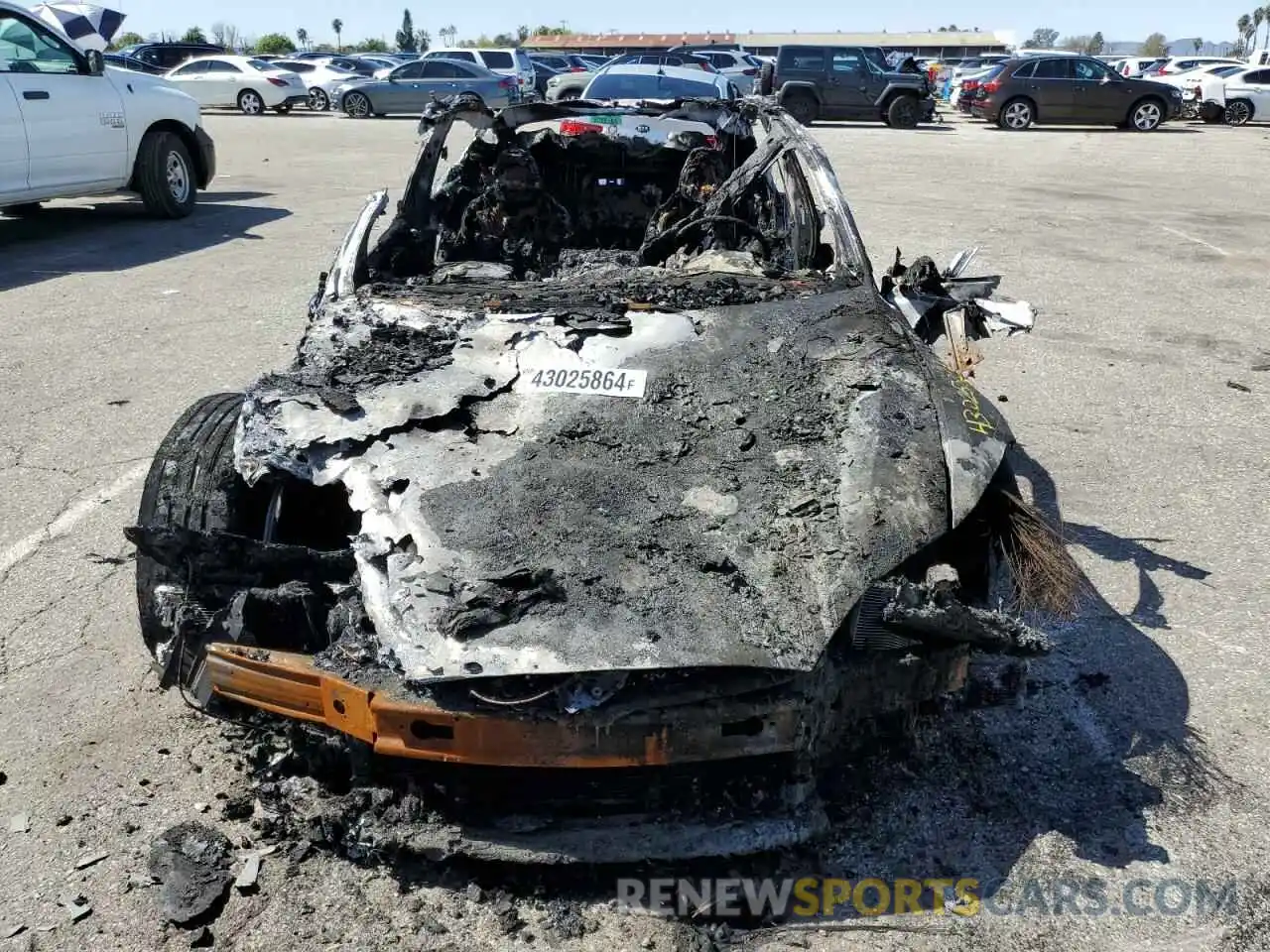 5 Photograph of a damaged car 5YJSA1E27KF313699 TESLA MODEL S 2019