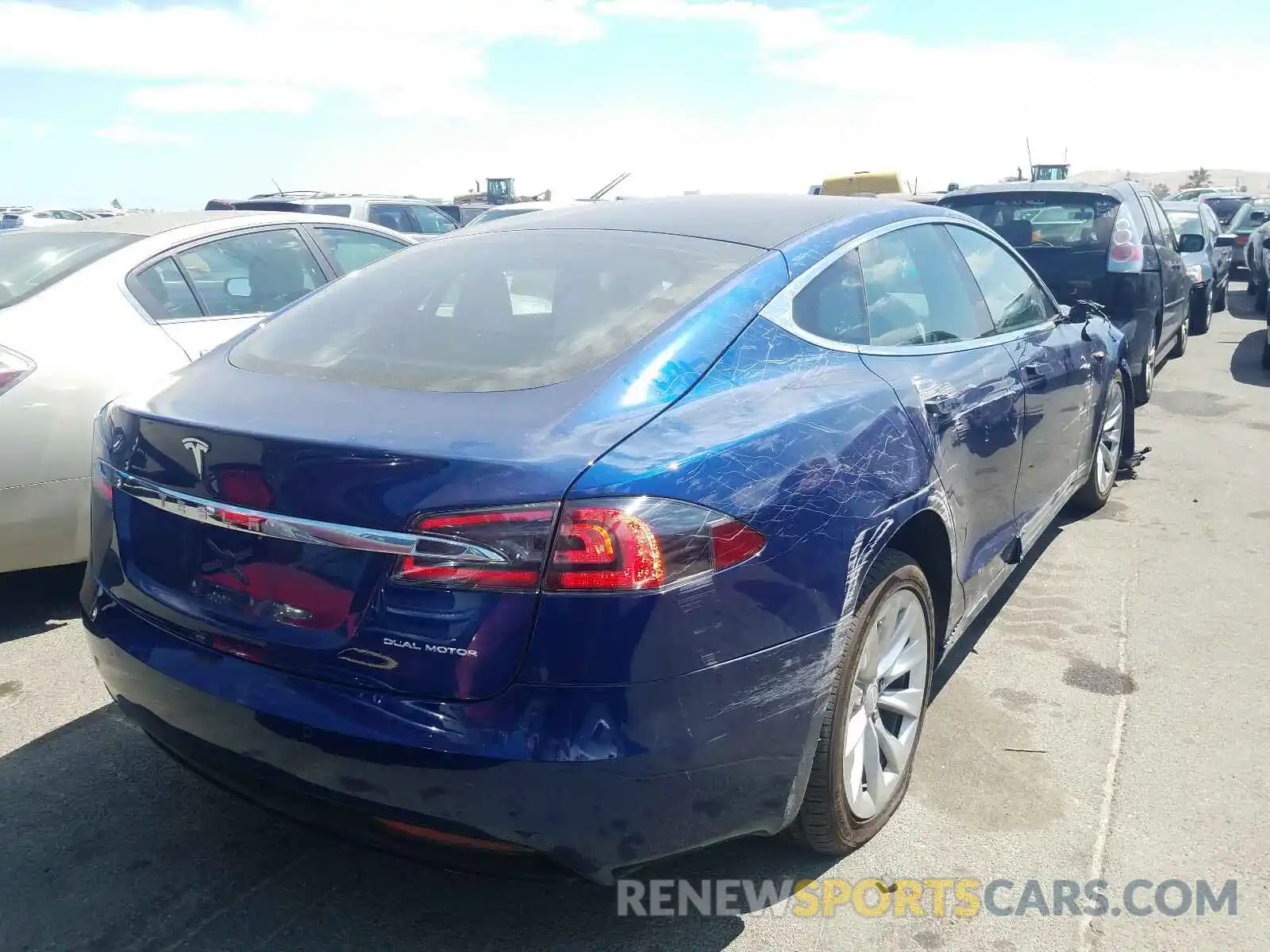 4 Photograph of a damaged car 5YJSA1E27KF333998 TESLA MODEL S 2019