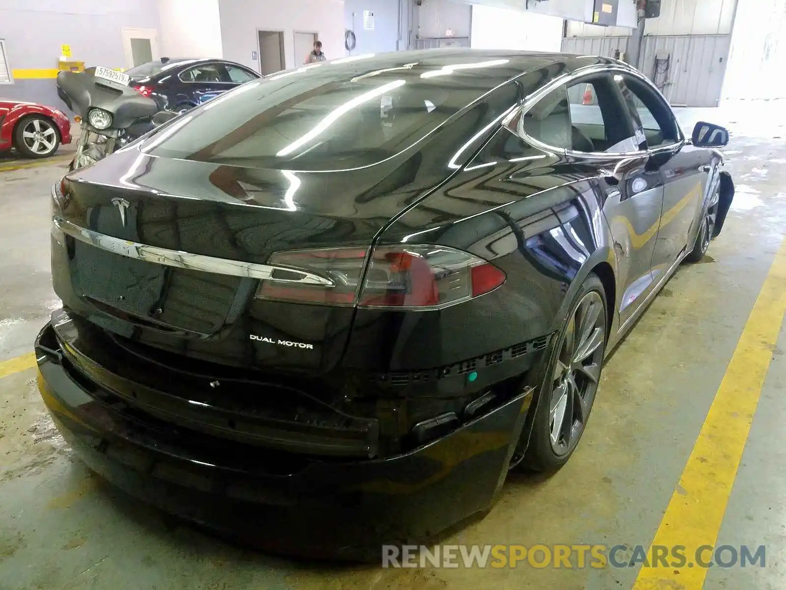 4 Фотография поврежденного автомобиля 5YJSA1E27KF336688 TESLA MODEL S 2019