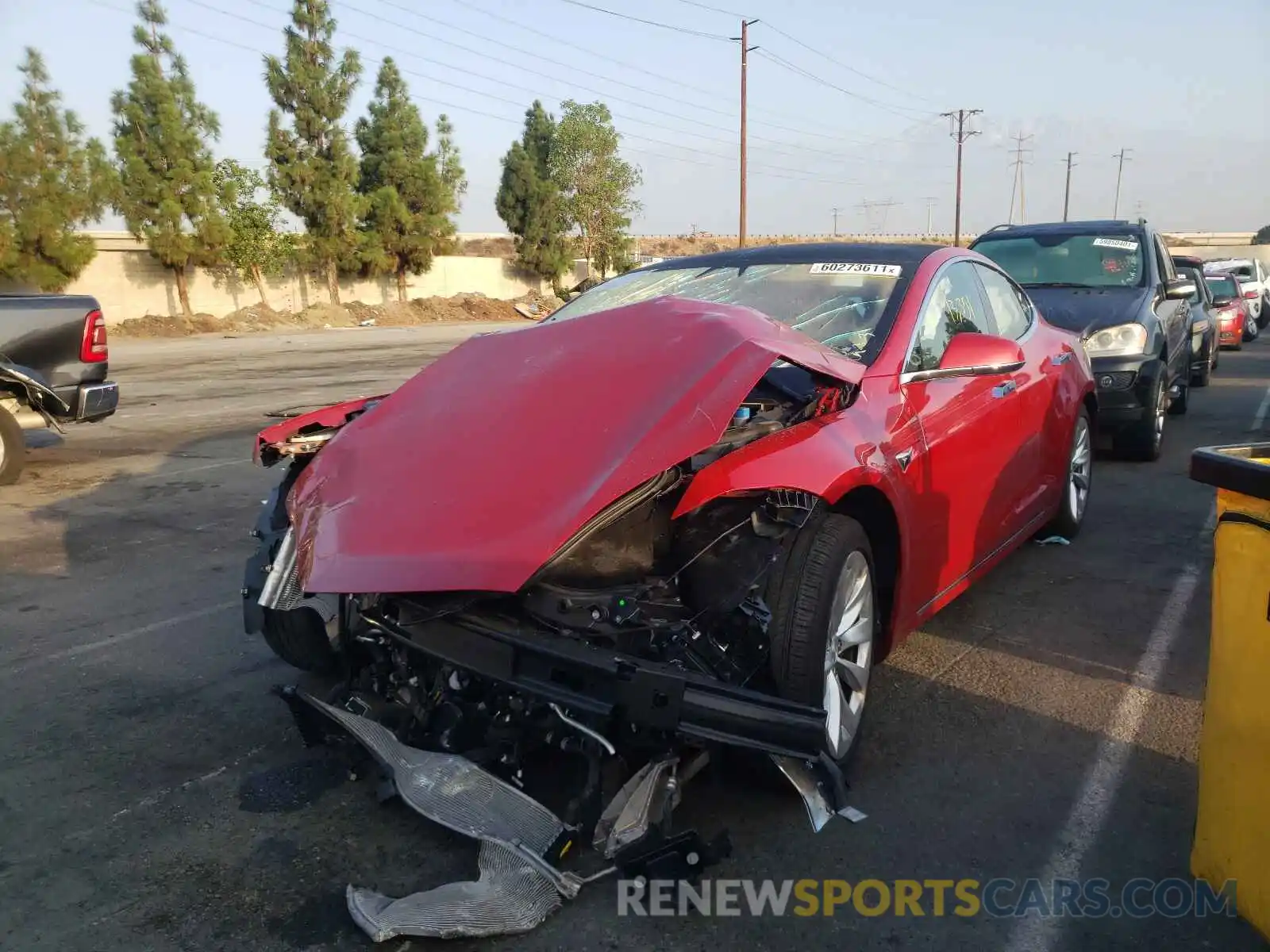 2 Photograph of a damaged car 5YJSA1E27KF348274 TESLA MODEL S 2019