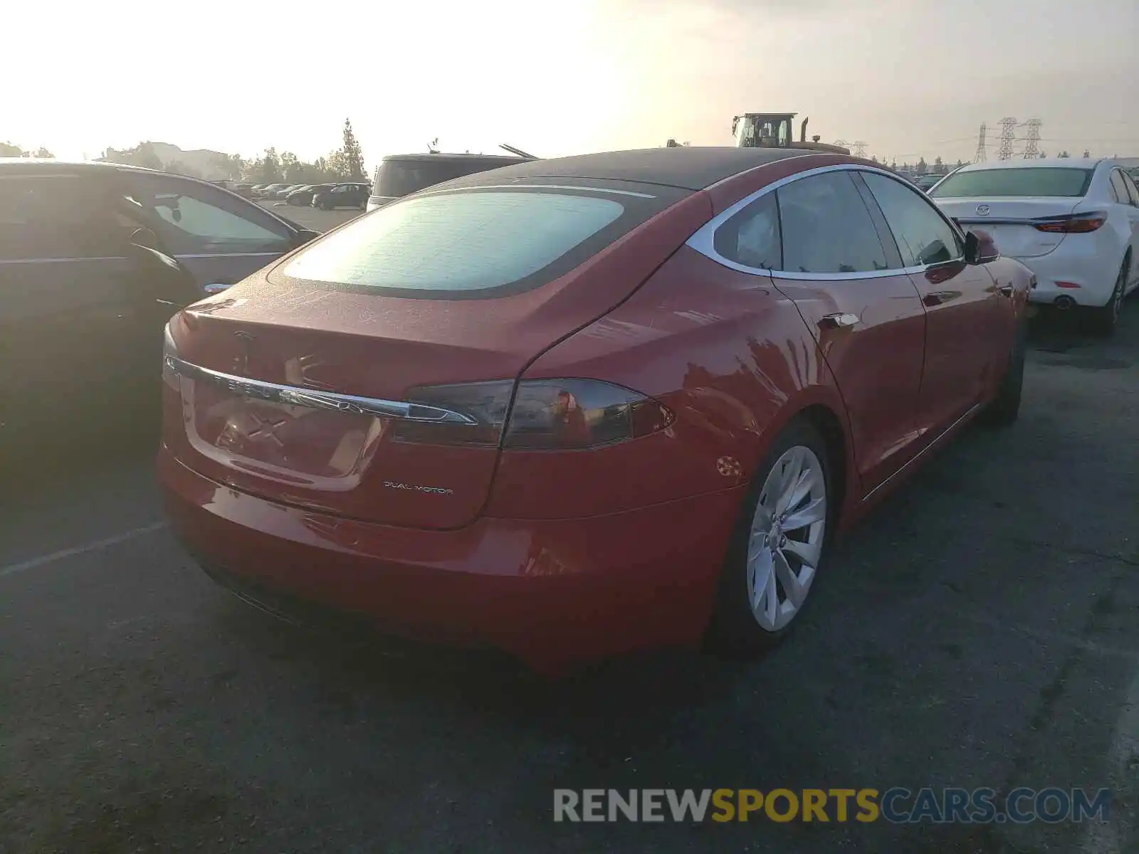 4 Photograph of a damaged car 5YJSA1E27KF348274 TESLA MODEL S 2019