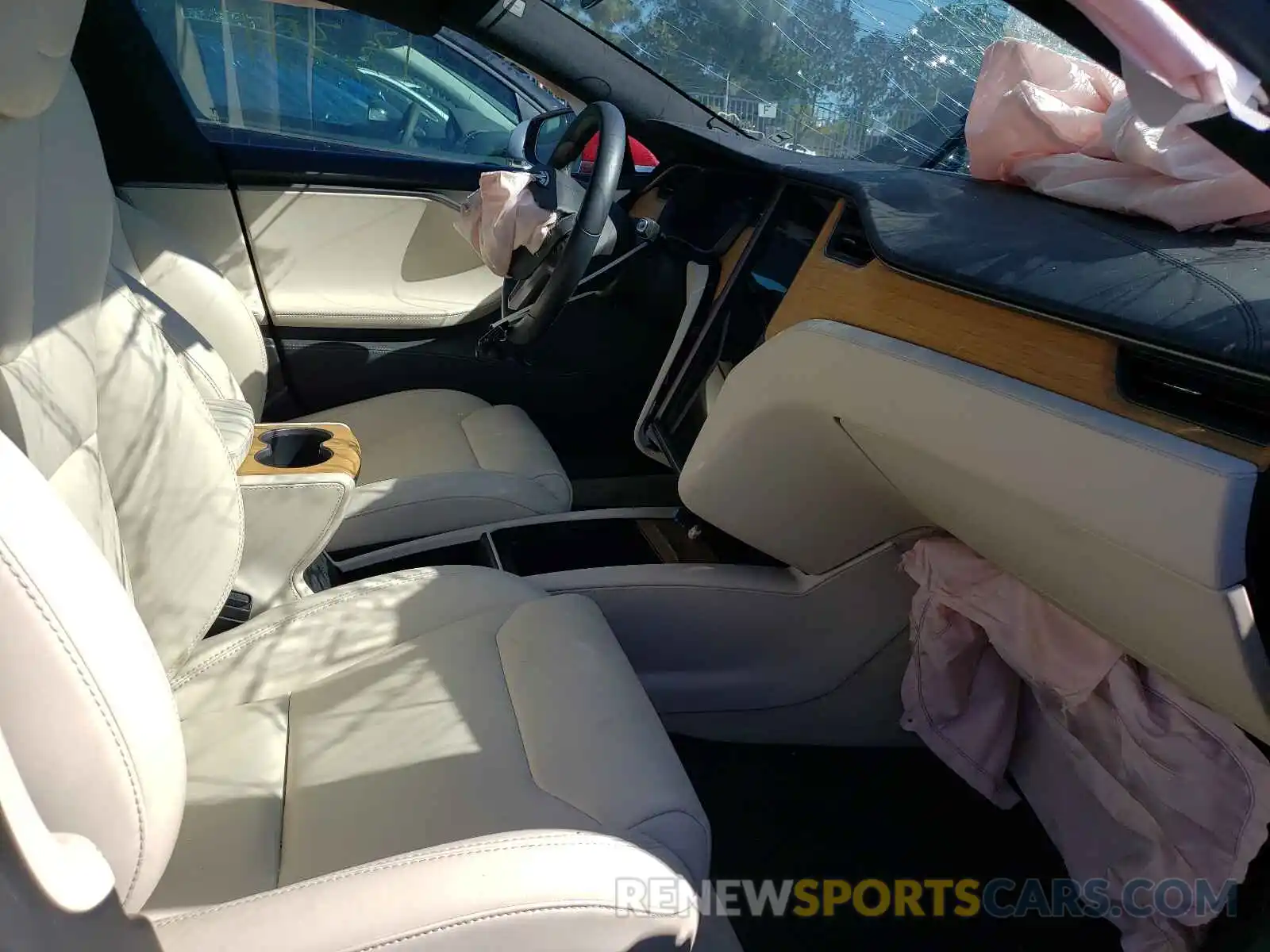 5 Photograph of a damaged car 5YJSA1E27KF348274 TESLA MODEL S 2019