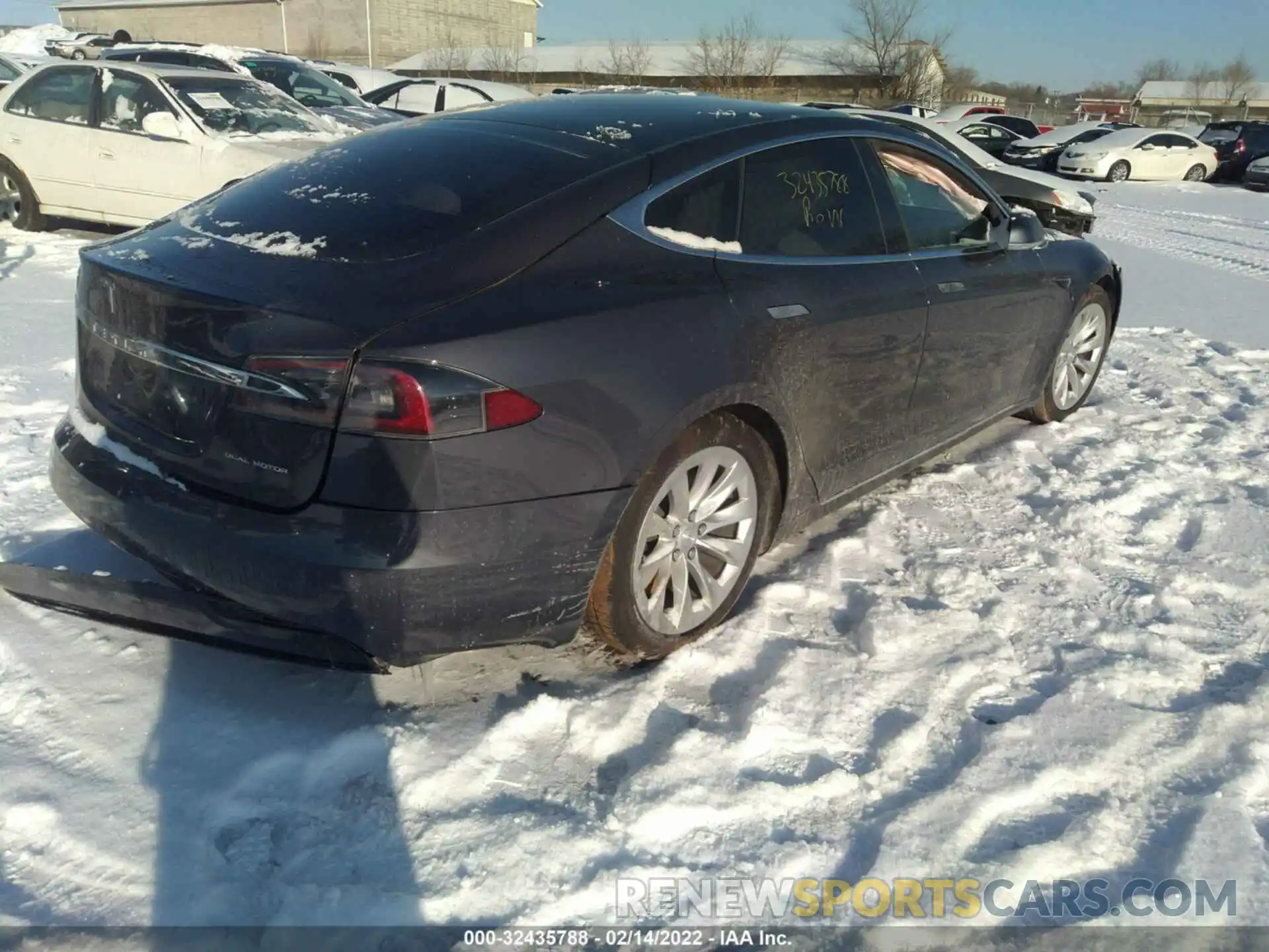 4 Фотография поврежденного автомобиля 5YJSA1E28KF332214 TESLA MODEL S 2019