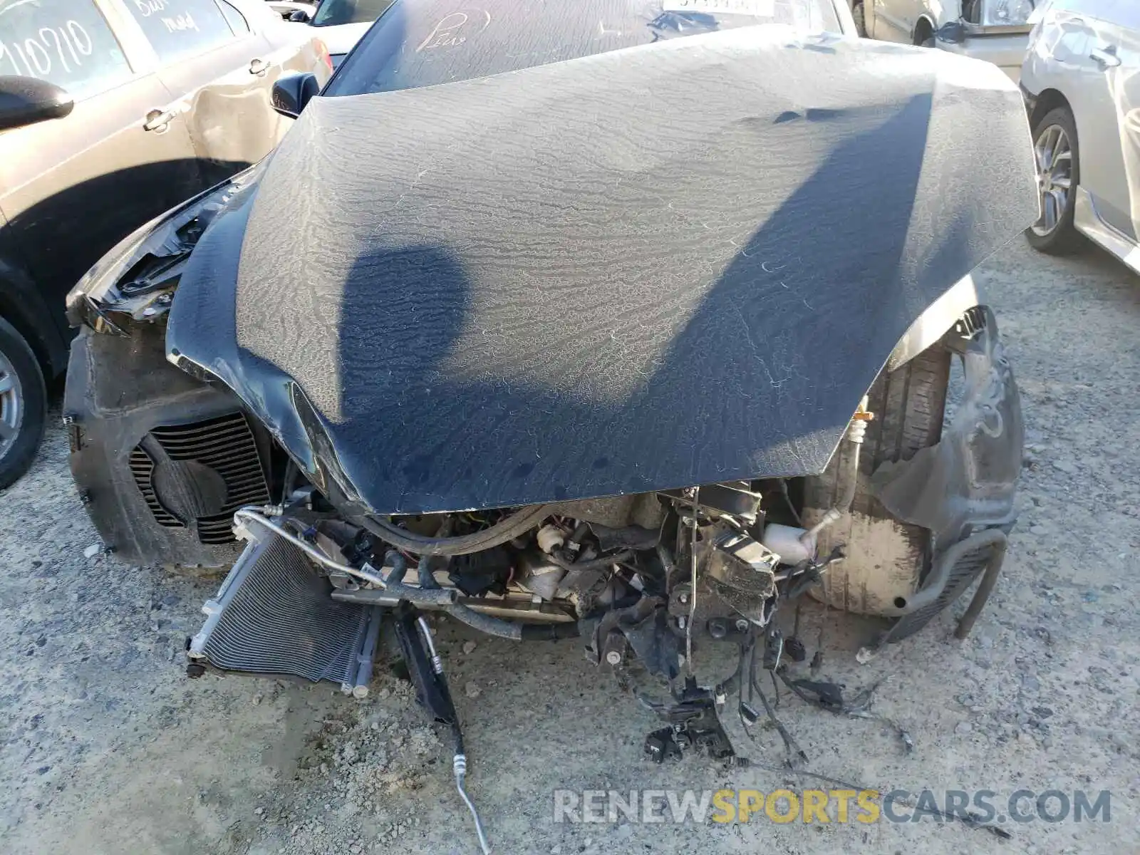 9 Photograph of a damaged car 5YJSA1E28KF335078 TESLA MODEL S 2019