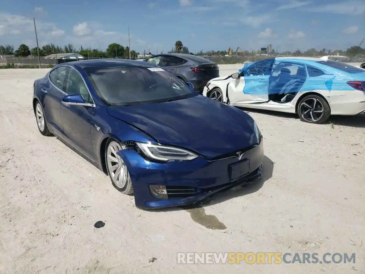 1 Photograph of a damaged car 5YJSA1E28KF335419 TESLA MODEL S 2019