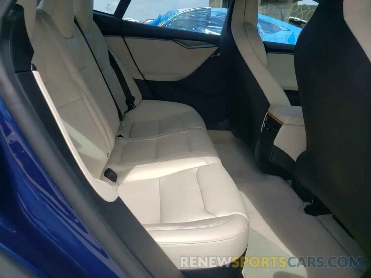 6 Photograph of a damaged car 5YJSA1E28KF335419 TESLA MODEL S 2019