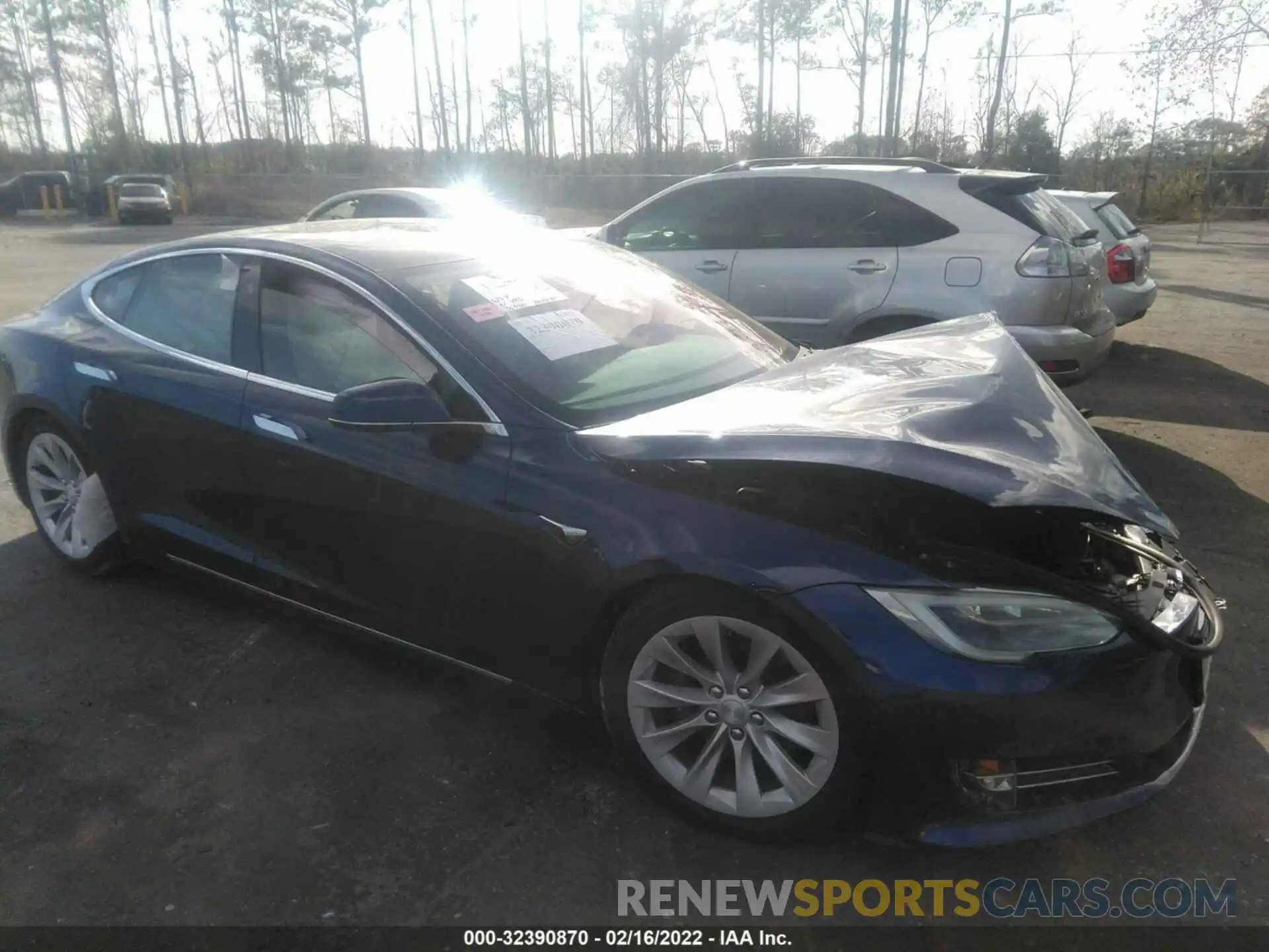 1 Photograph of a damaged car 5YJSA1E28KF335873 TESLA MODEL S 2019