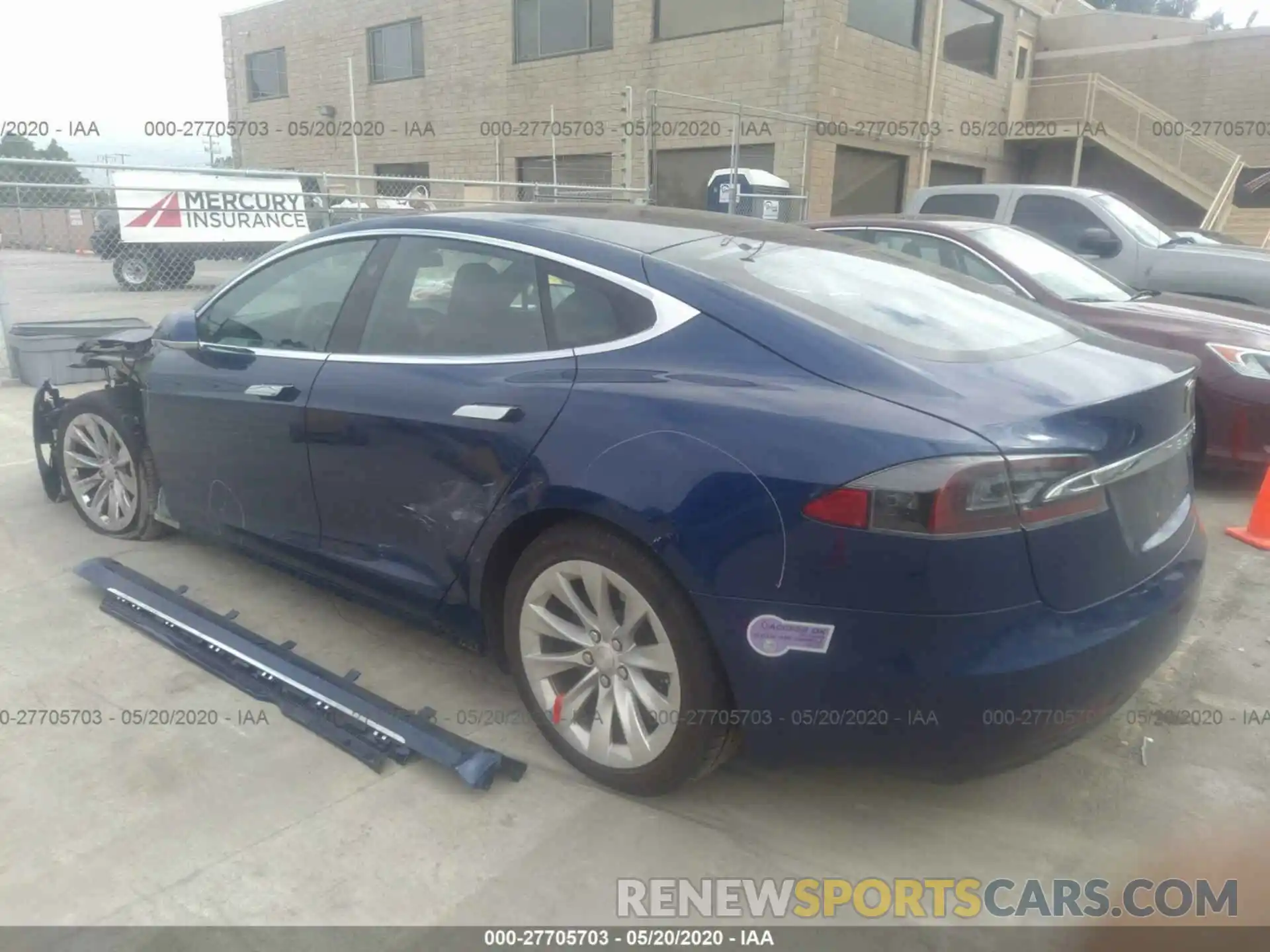 3 Photograph of a damaged car 5YJSA1E28KF339549 TESLA MODEL S 2019