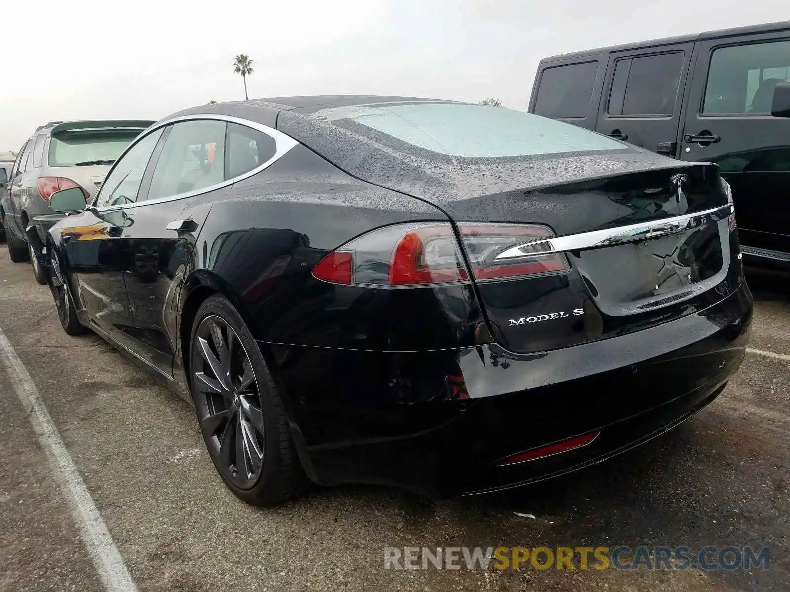 3 Photograph of a damaged car 5YJSA1E29KF299868 TESLA MODEL S 2019