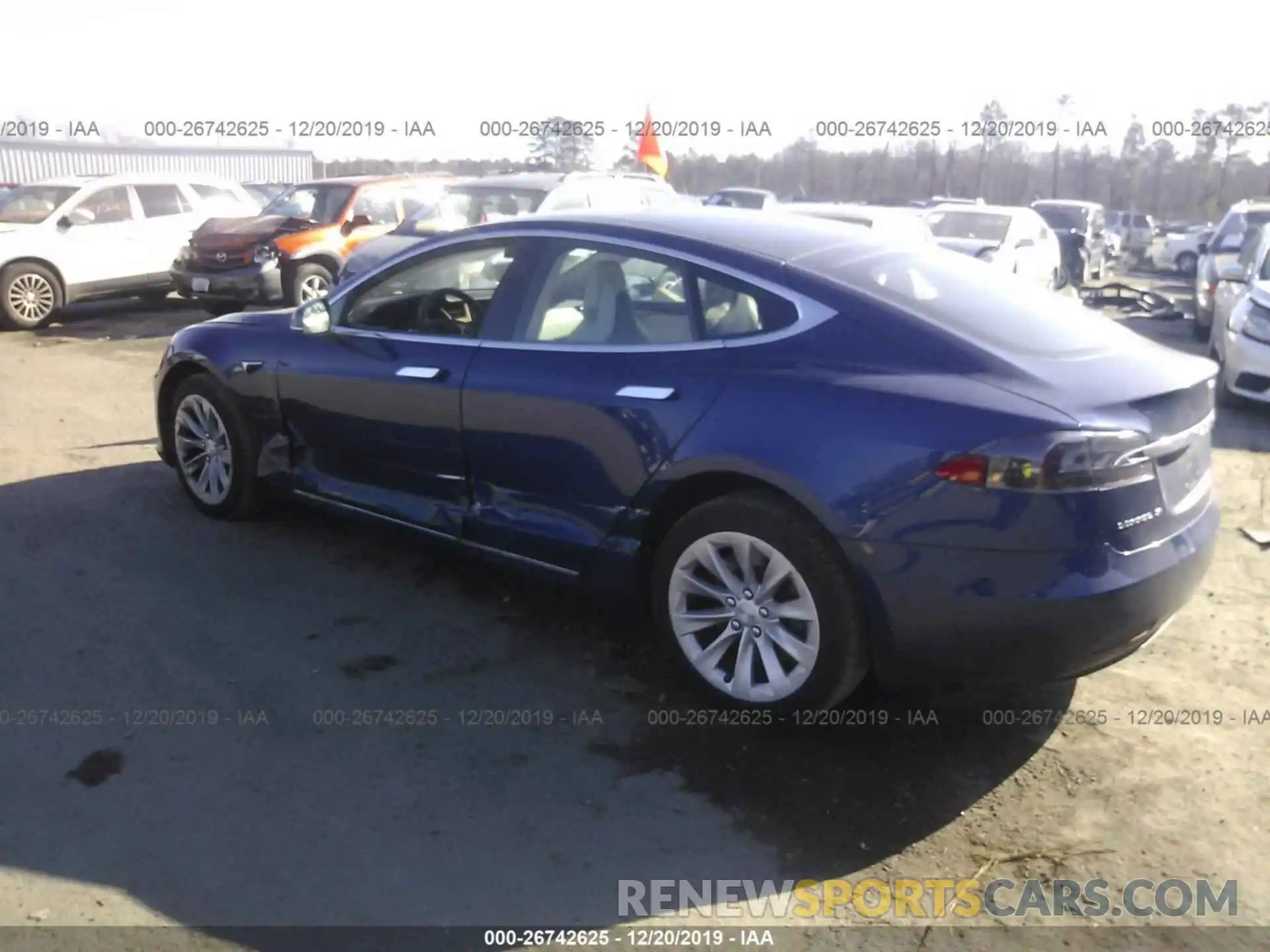 3 Photograph of a damaged car 5YJSA1E29KF305135 TESLA MODEL S 2019