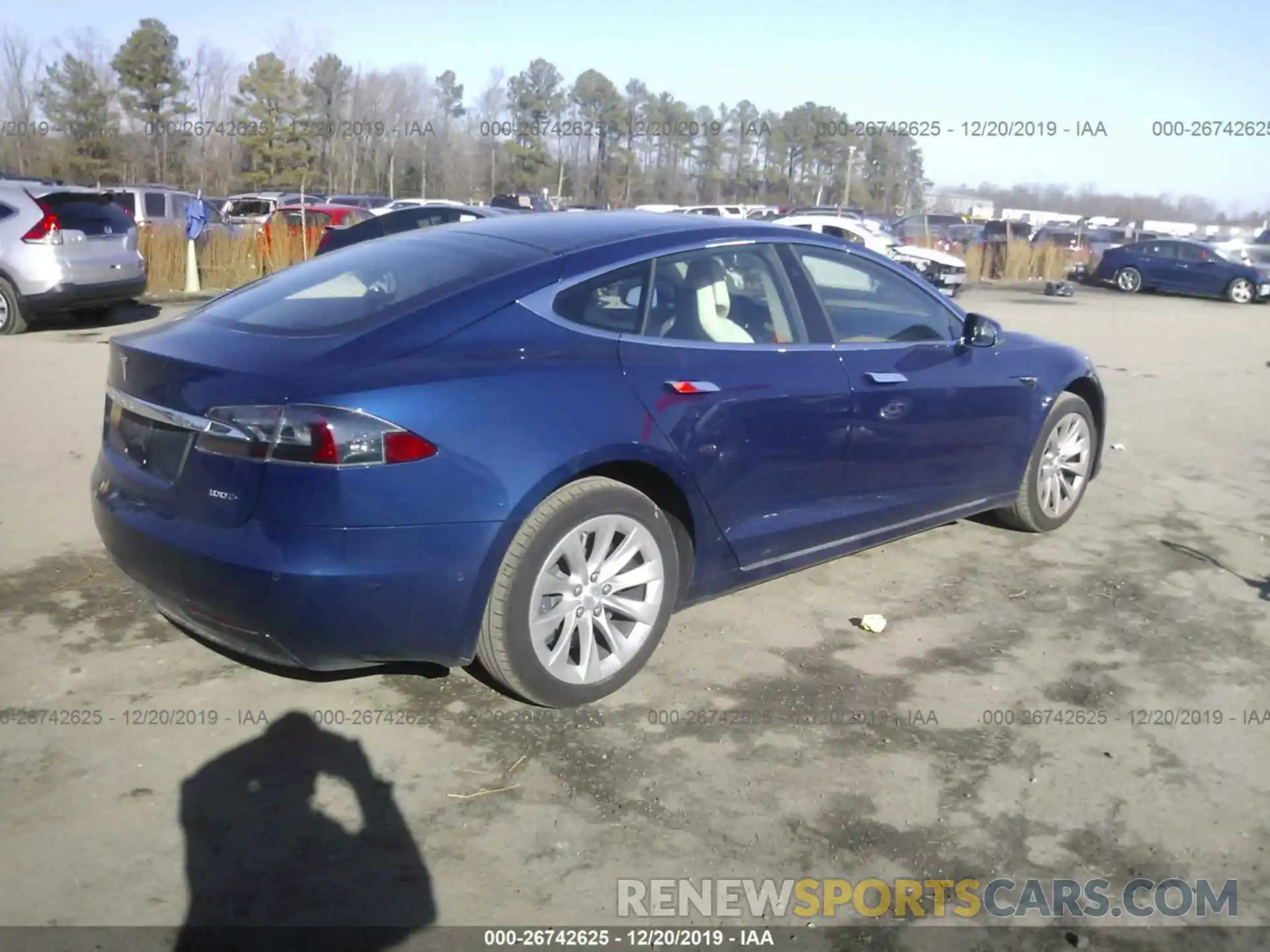 4 Photograph of a damaged car 5YJSA1E29KF305135 TESLA MODEL S 2019