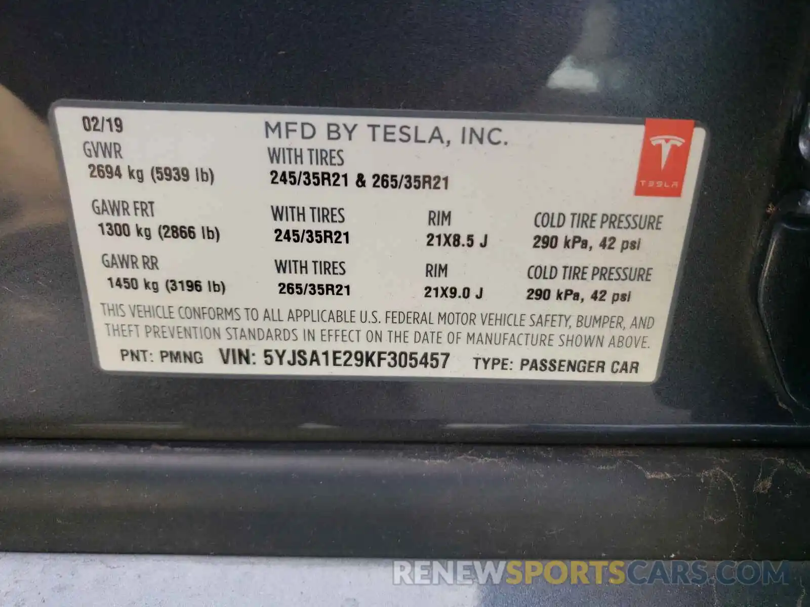 10 Photograph of a damaged car 5YJSA1E29KF305457 TESLA MODEL S 2019