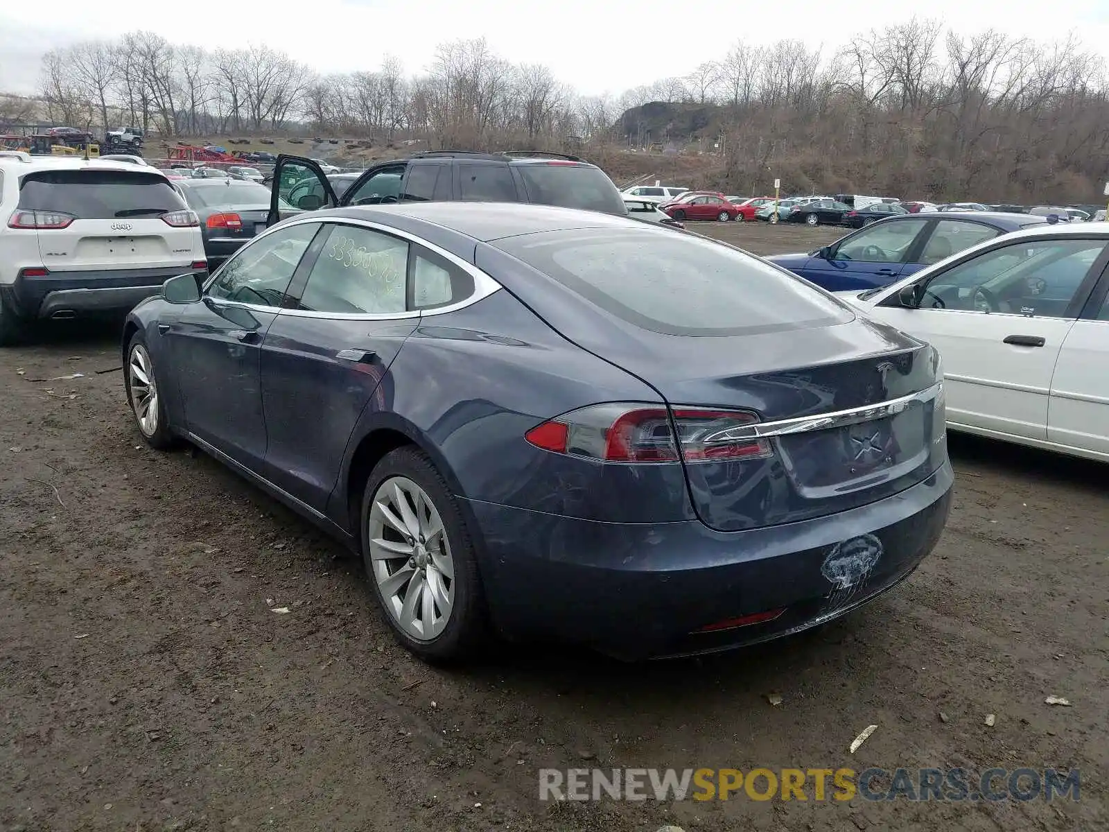 3 Photograph of a damaged car 5YJSA1E29KF336840 TESLA MODEL S 2019