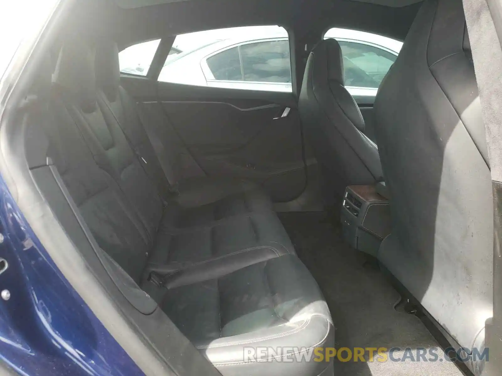 6 Photograph of a damaged car 5YJSA1E29KF336997 TESLA MODEL S 2019