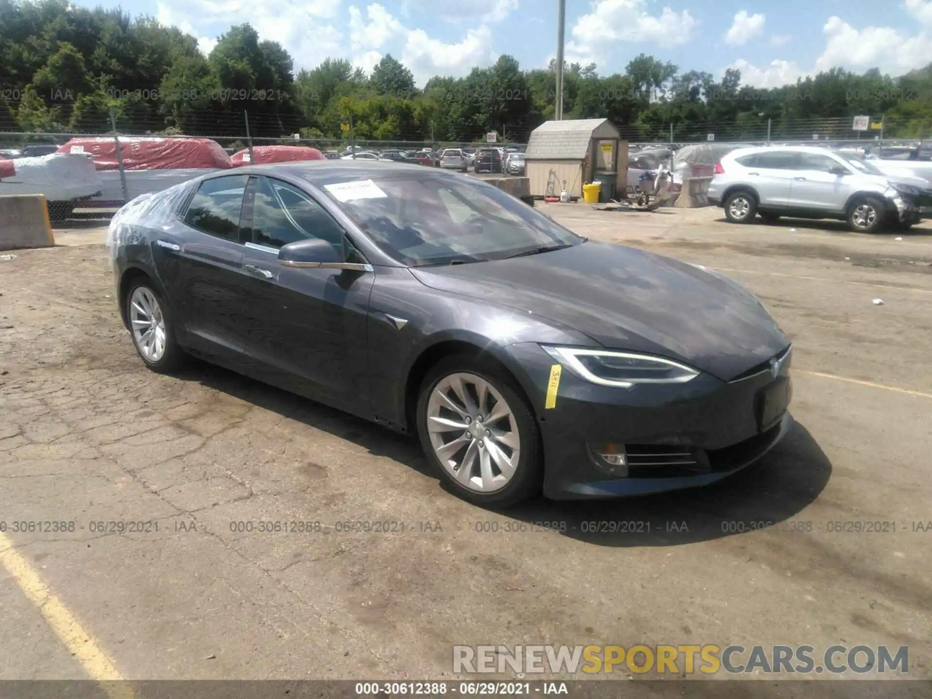 1 Photograph of a damaged car 5YJSA1E2XKF312756 TESLA MODEL S 2019