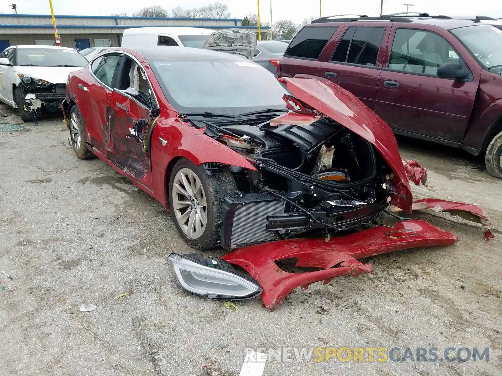 1 Photograph of a damaged car 5YJSA1E2XKF332439 TESLA MODEL S 2019