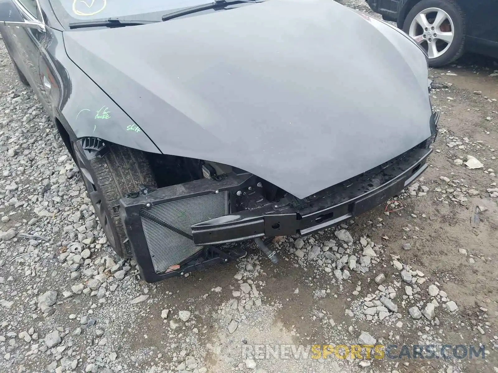 9 Photograph of a damaged car 5YJSA1E2XKF332764 TESLA MODEL S 2019