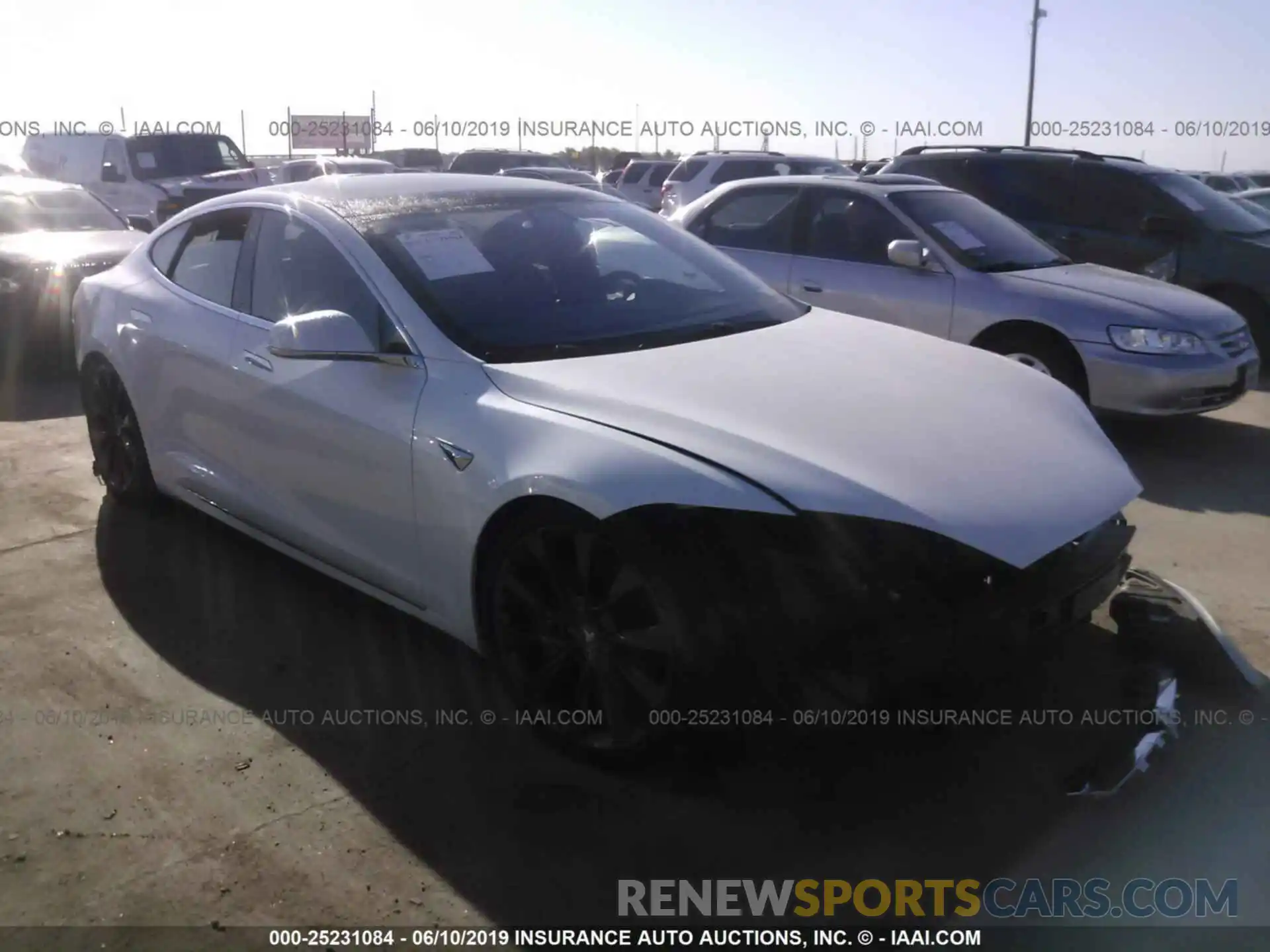 1 Photograph of a damaged car 5YJSA1E42KF303888 TESLA MODEL S 2019