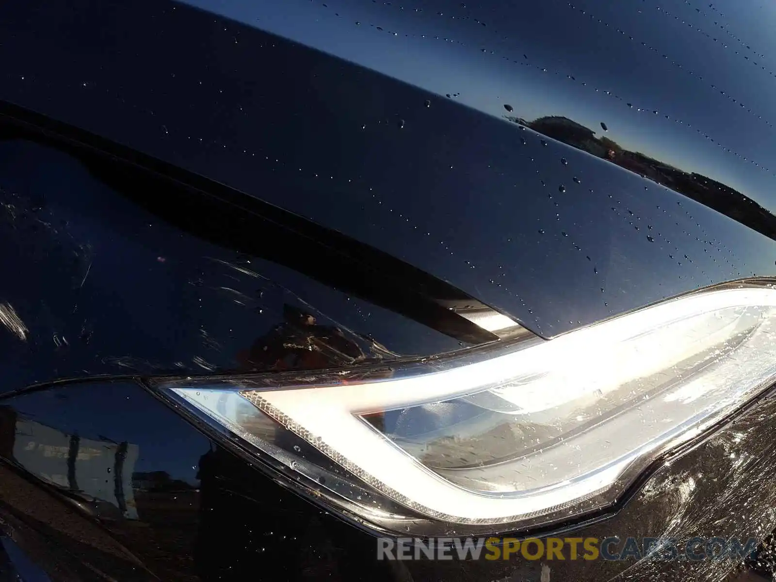 7 Photograph of a damaged car 5YJSA1E42KF336728 TESLA MODEL S 2019