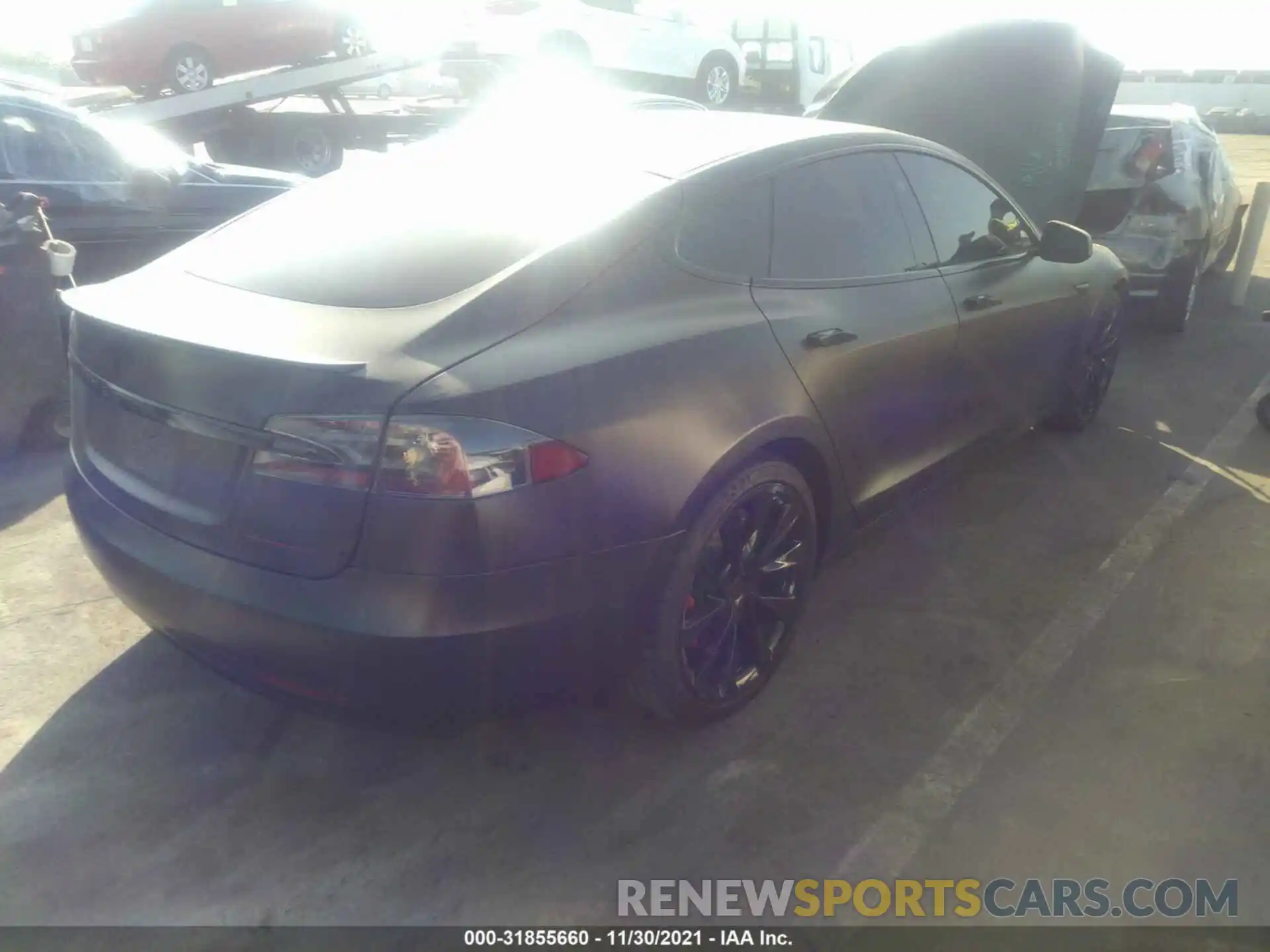 4 Photograph of a damaged car 5YJSA1E44KF331241 TESLA MODEL S 2019