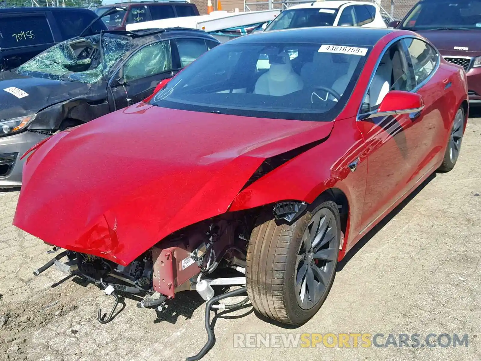 2 Photograph of a damaged car 5YJSA1E45KF330826 TESLA MODEL S 2019