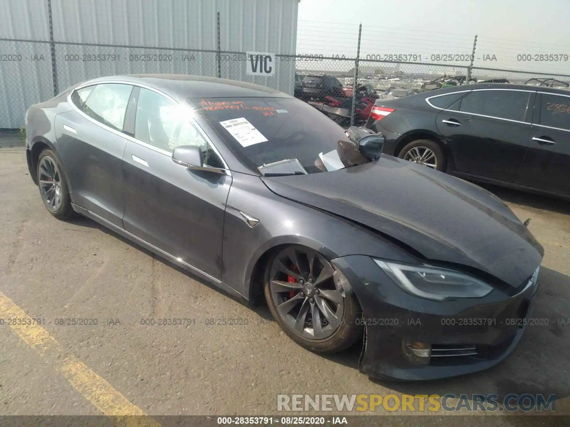 1 Photograph of a damaged car 5YJSA1E46KF330656 TESLA MODEL S 2019