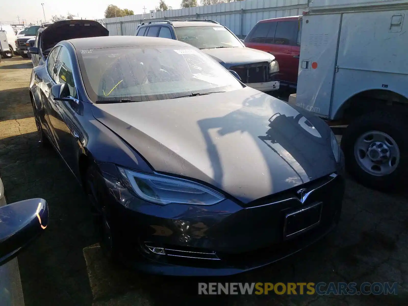 1 Photograph of a damaged car 5YJSA1E49KF349704 TESLA MODEL S 2019