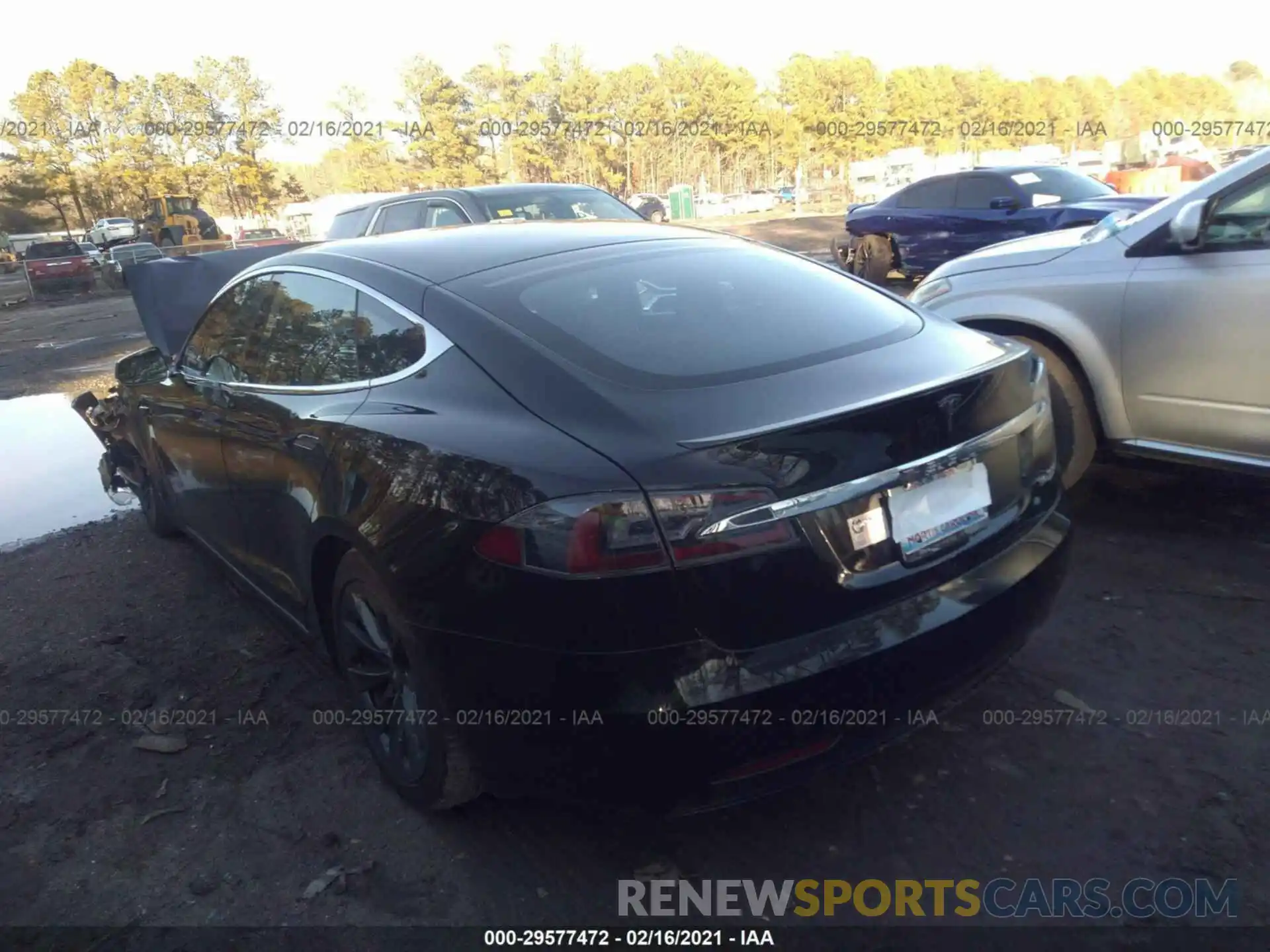 3 Photograph of a damaged car 5YJSA1E4XKF330370 TESLA MODEL S 2019