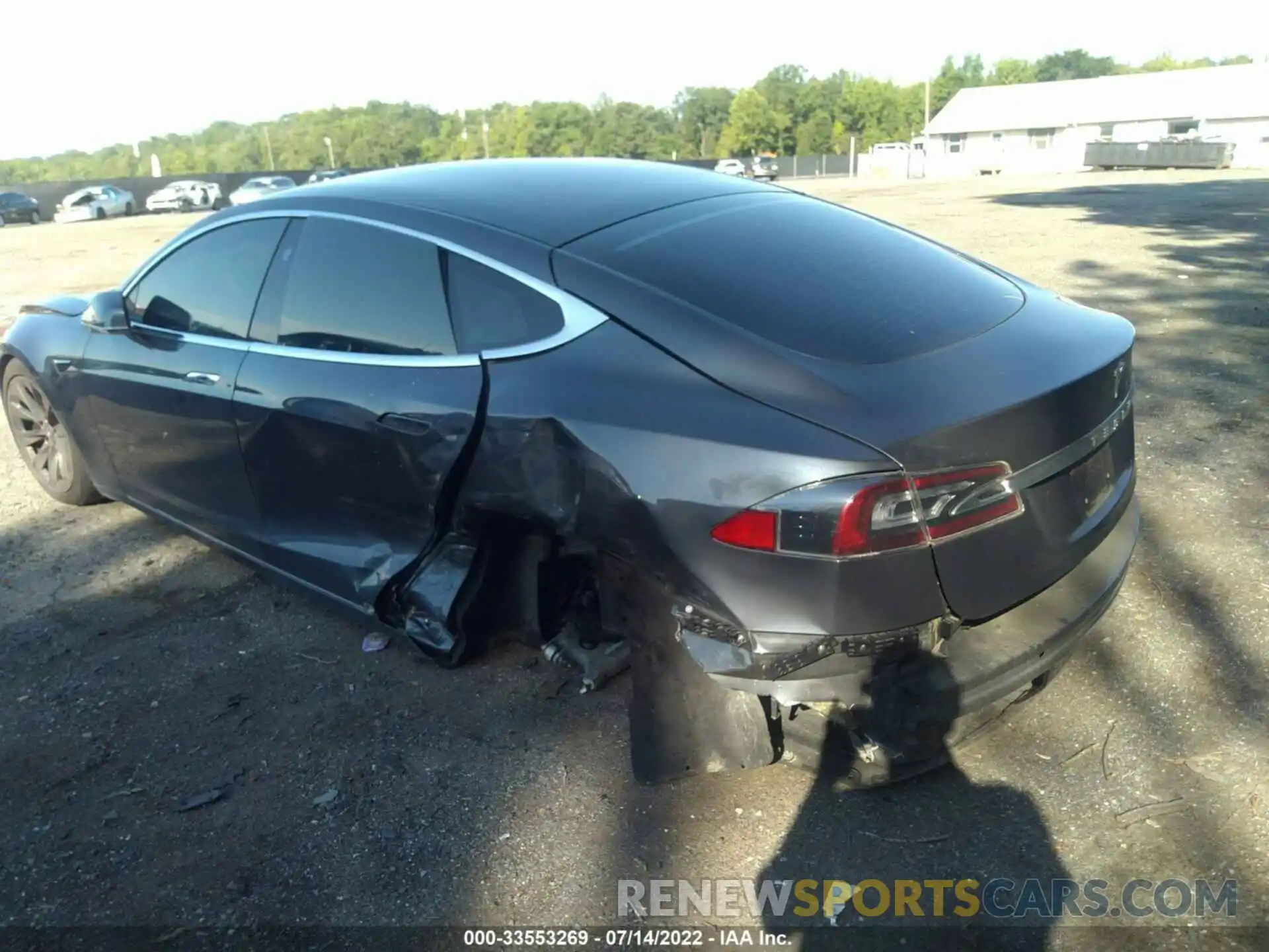 6 Photograph of a damaged car 5YJSA1E20LF354788 TESLA MODEL S 2020