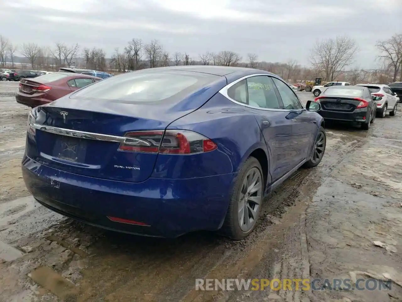 4 Photograph of a damaged car 5YJSA1E20LF354886 TESLA MODEL S 2020