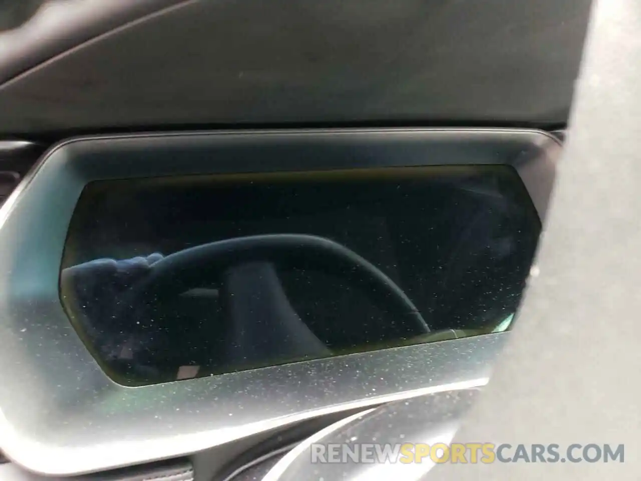 8 Photograph of a damaged car 5YJSA1E20LF354886 TESLA MODEL S 2020