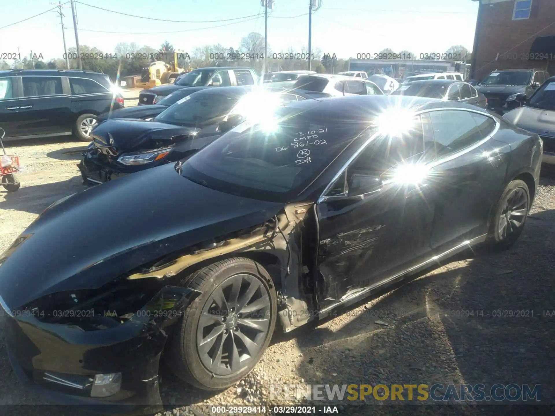 2 Photograph of a damaged car 5YJSA1E20LF365306 TESLA MODEL S 2020