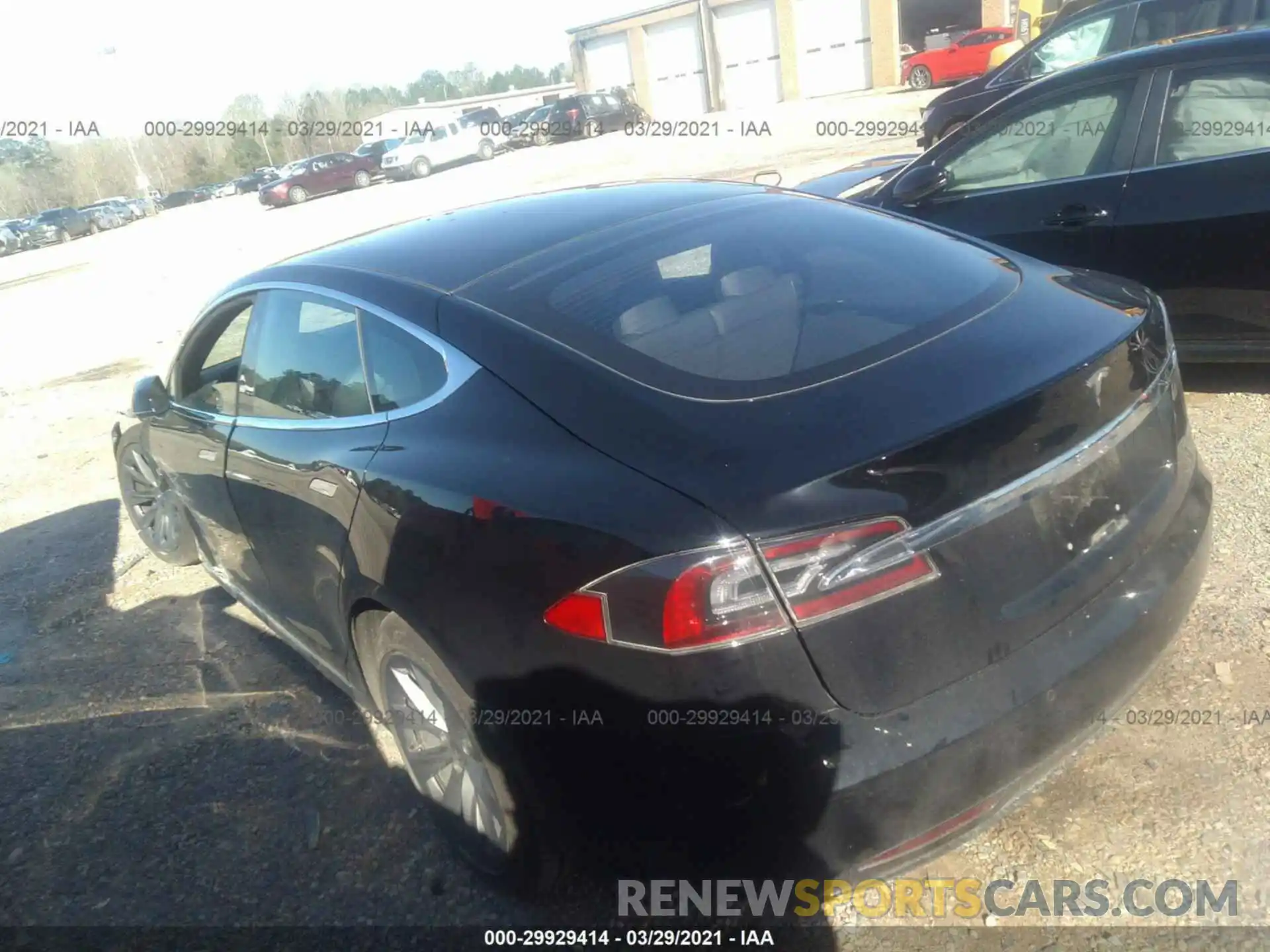 3 Photograph of a damaged car 5YJSA1E20LF365306 TESLA MODEL S 2020