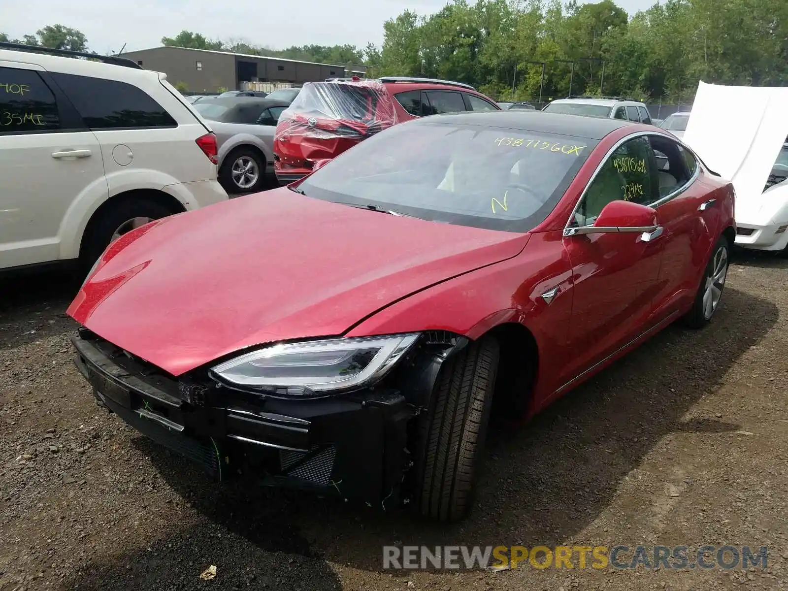 2 Photograph of a damaged car 5YJSA1E20LF396300 TESLA MODEL S 2020