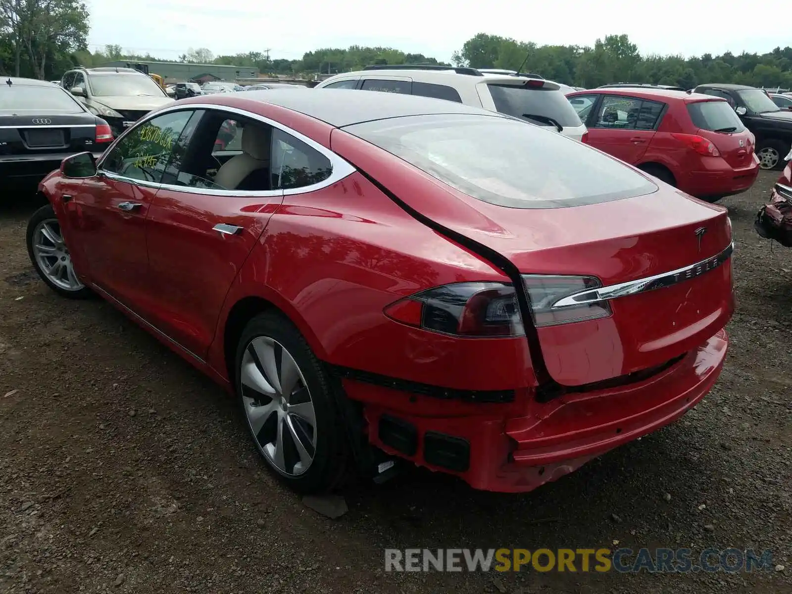 3 Photograph of a damaged car 5YJSA1E20LF396300 TESLA MODEL S 2020