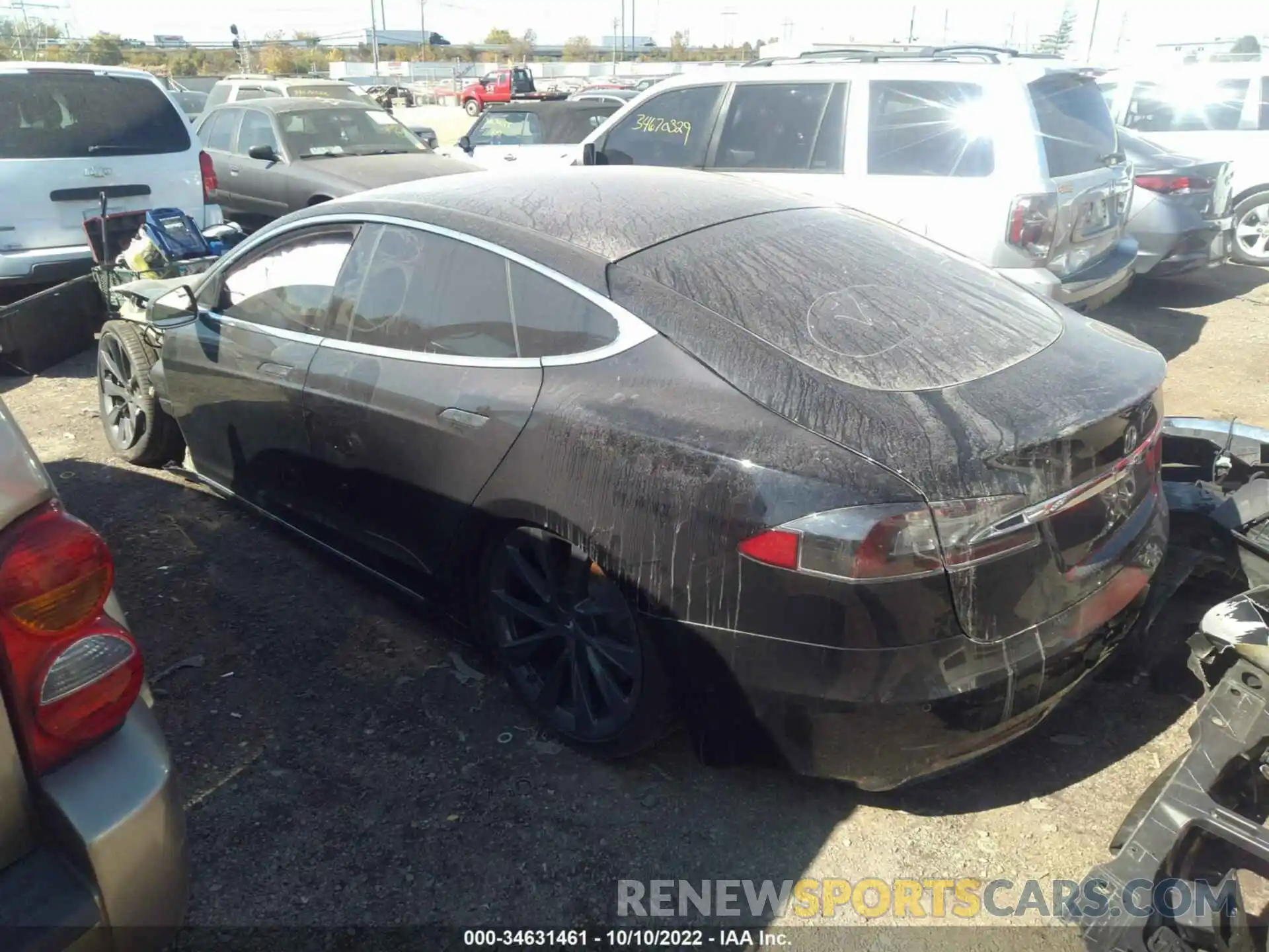 3 Photograph of a damaged car 5YJSA1E20LF400085 TESLA MODEL S 2020