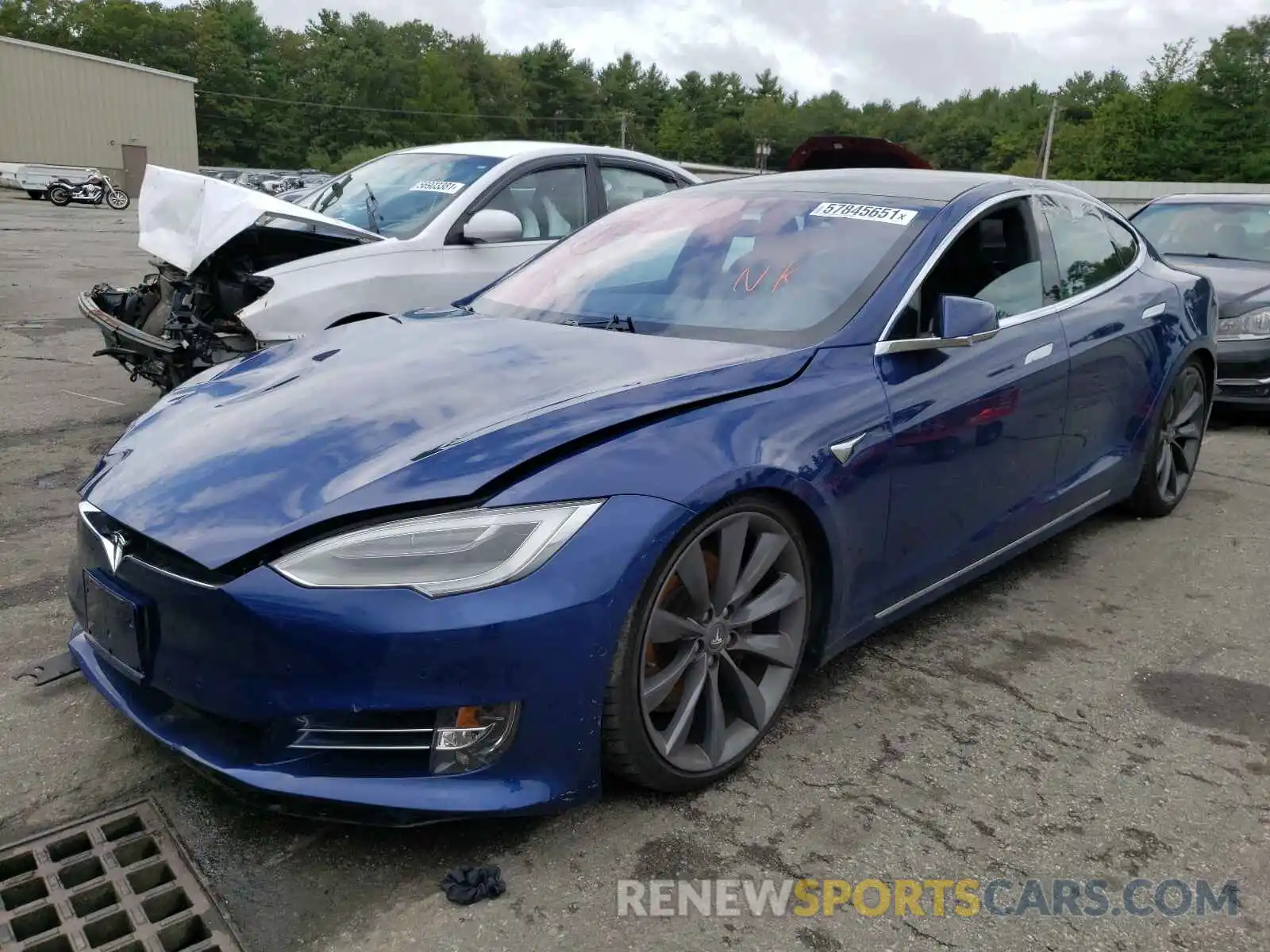 2 Фотография поврежденного автомобиля 5YJSA1E21LF363774 TESLA MODEL S 2020