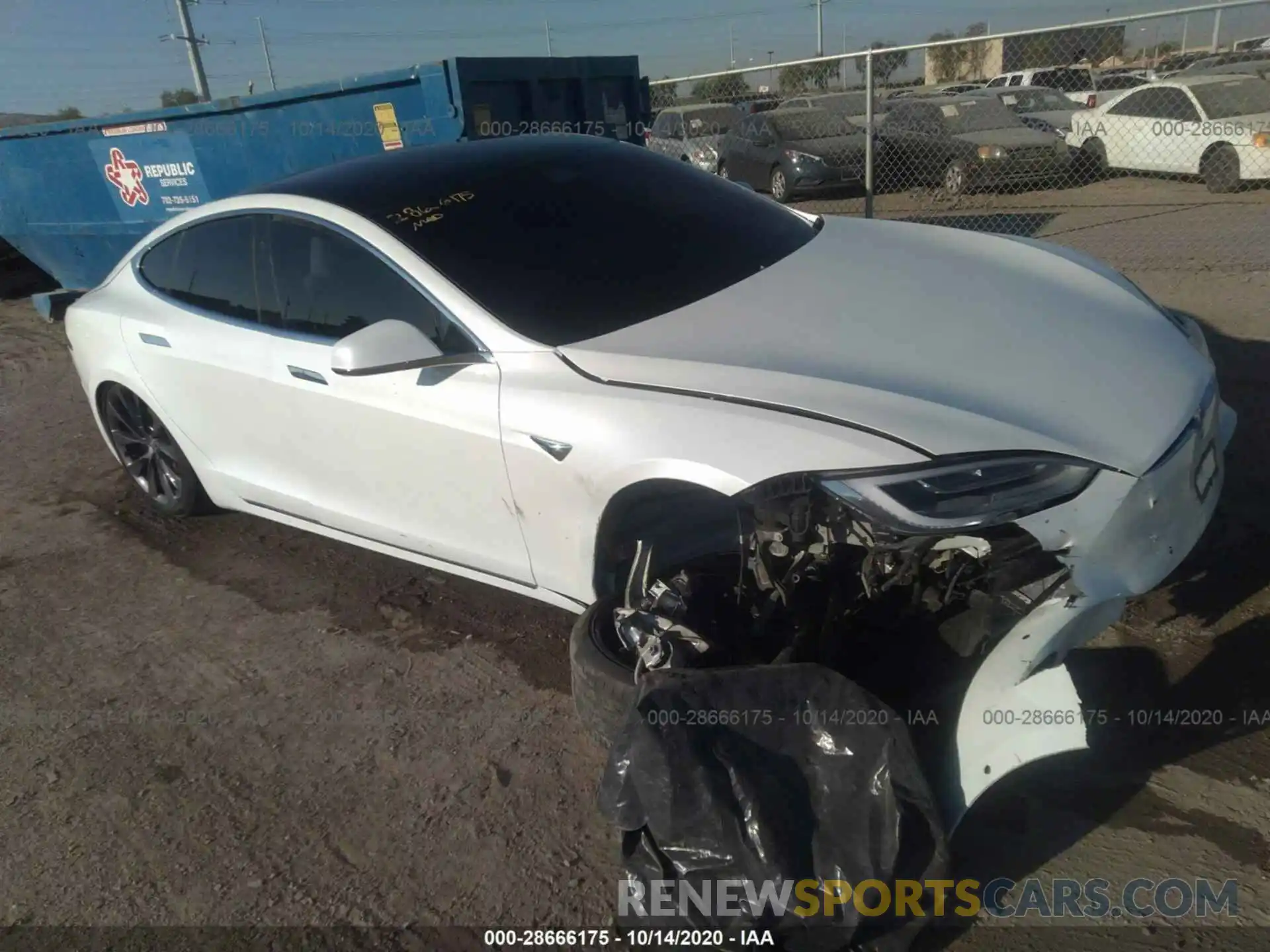 1 Photograph of a damaged car 5YJSA1E21LF365315 TESLA MODEL S 2020