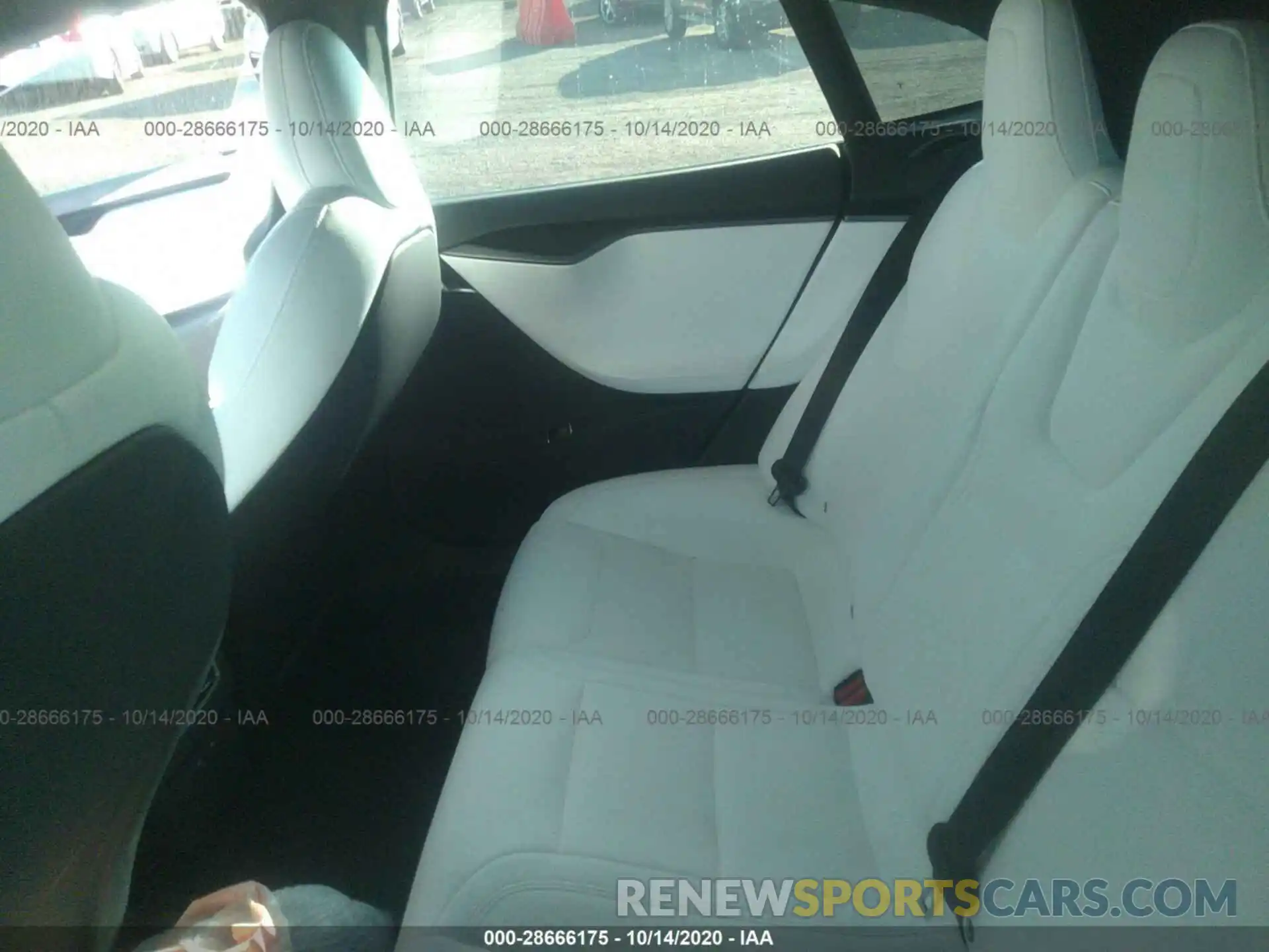 8 Photograph of a damaged car 5YJSA1E21LF365315 TESLA MODEL S 2020