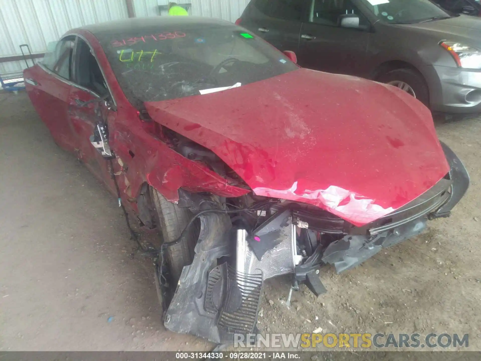 1 Photograph of a damaged car 5YJSA1E21LF366030 TESLA MODEL S 2020