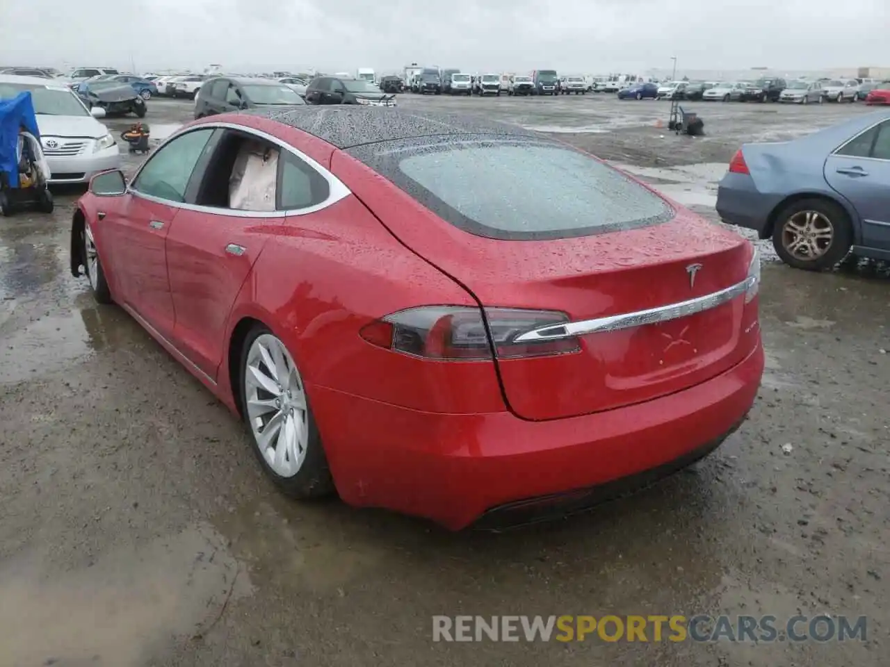 3 Photograph of a damaged car 5YJSA1E22LF359748 TESLA MODEL S 2020