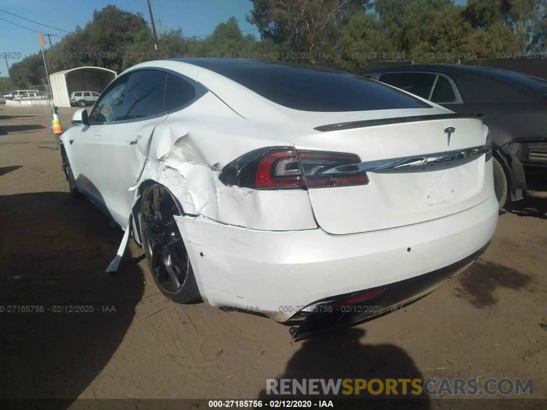 3 Photograph of a damaged car 5YJSA1E22LF360785 TESLA MODEL S 2020